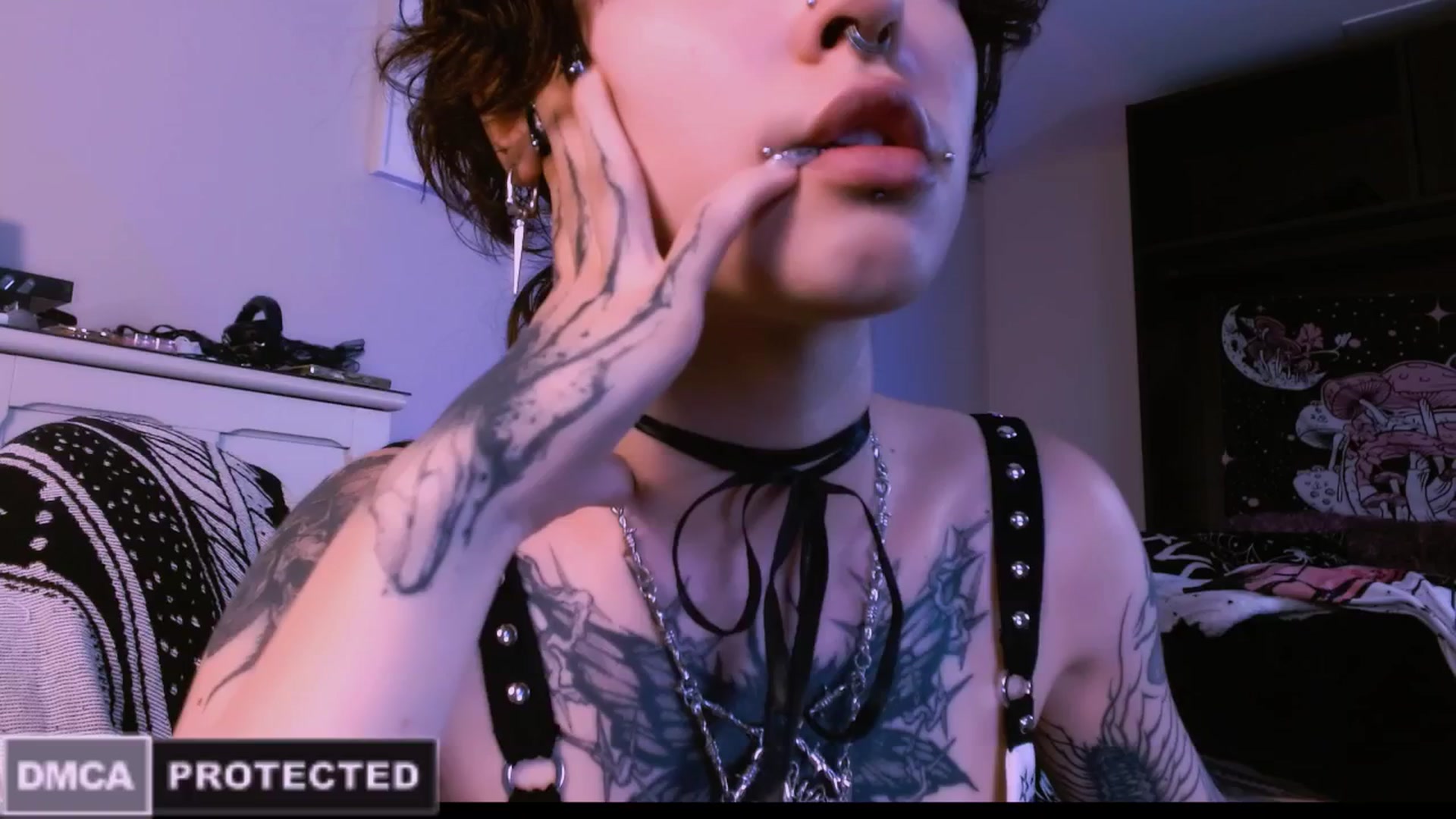 Gallery image thumbnail from CuddleFoxy's myfreecams stream on, 07/29/2025, 08:49 image 19 of 20