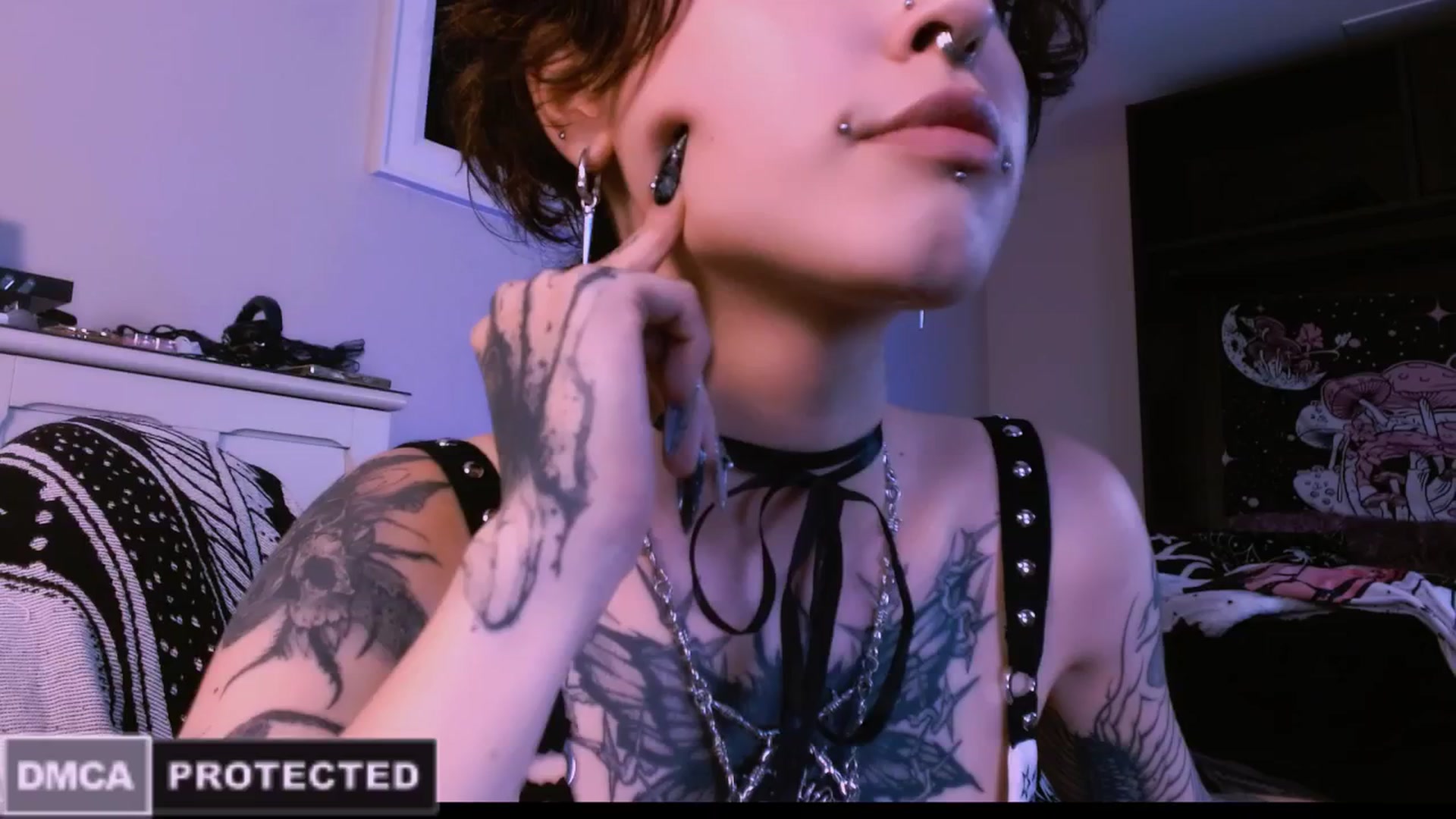 Gallery image thumbnail from CuddleFoxy's myfreecams stream on, 07/29/2025, 08:49 image 18 of 20