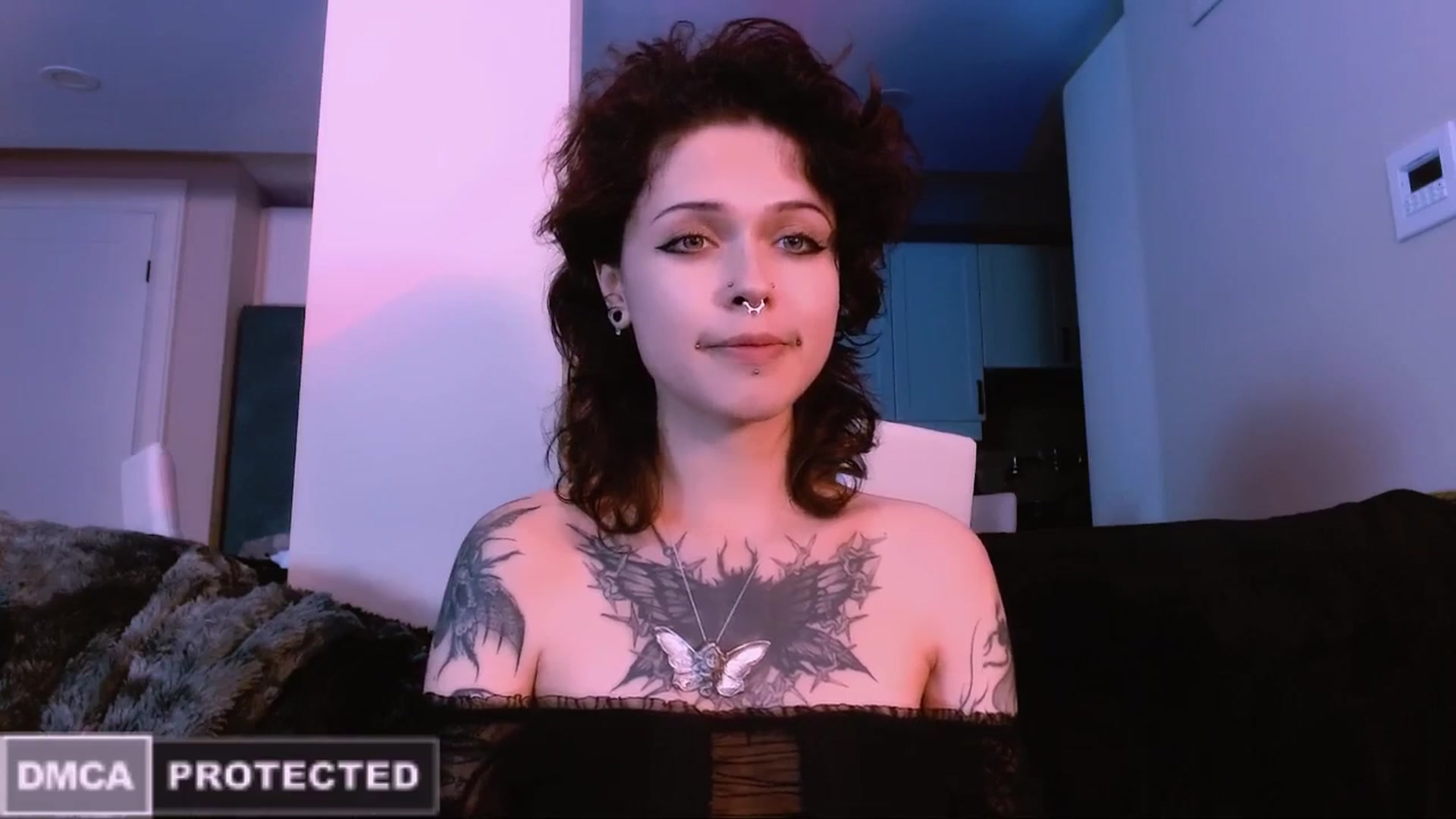 Gallery image thumbnail from CuddleFoxy's myfreecams stream on, 10/26/2025, 08:29 image 15 of 20