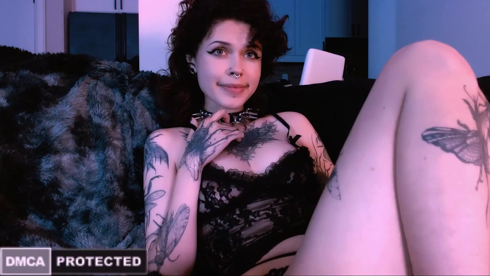 Gallery image thumbnail from CuddleFoxy's myfreecams stream on, 10/27/2025, 06:48 image 3 of 20