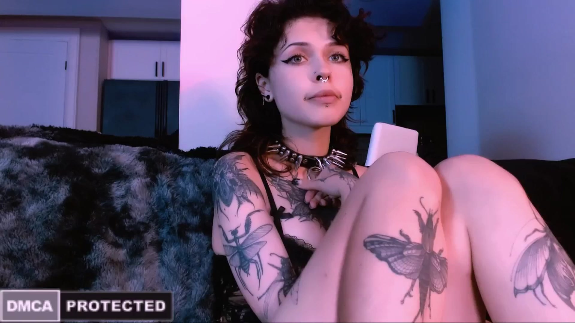 Gallery image thumbnail from CuddleFoxy's myfreecams stream on, 10/27/2025, 09:12 image 4 of 20
