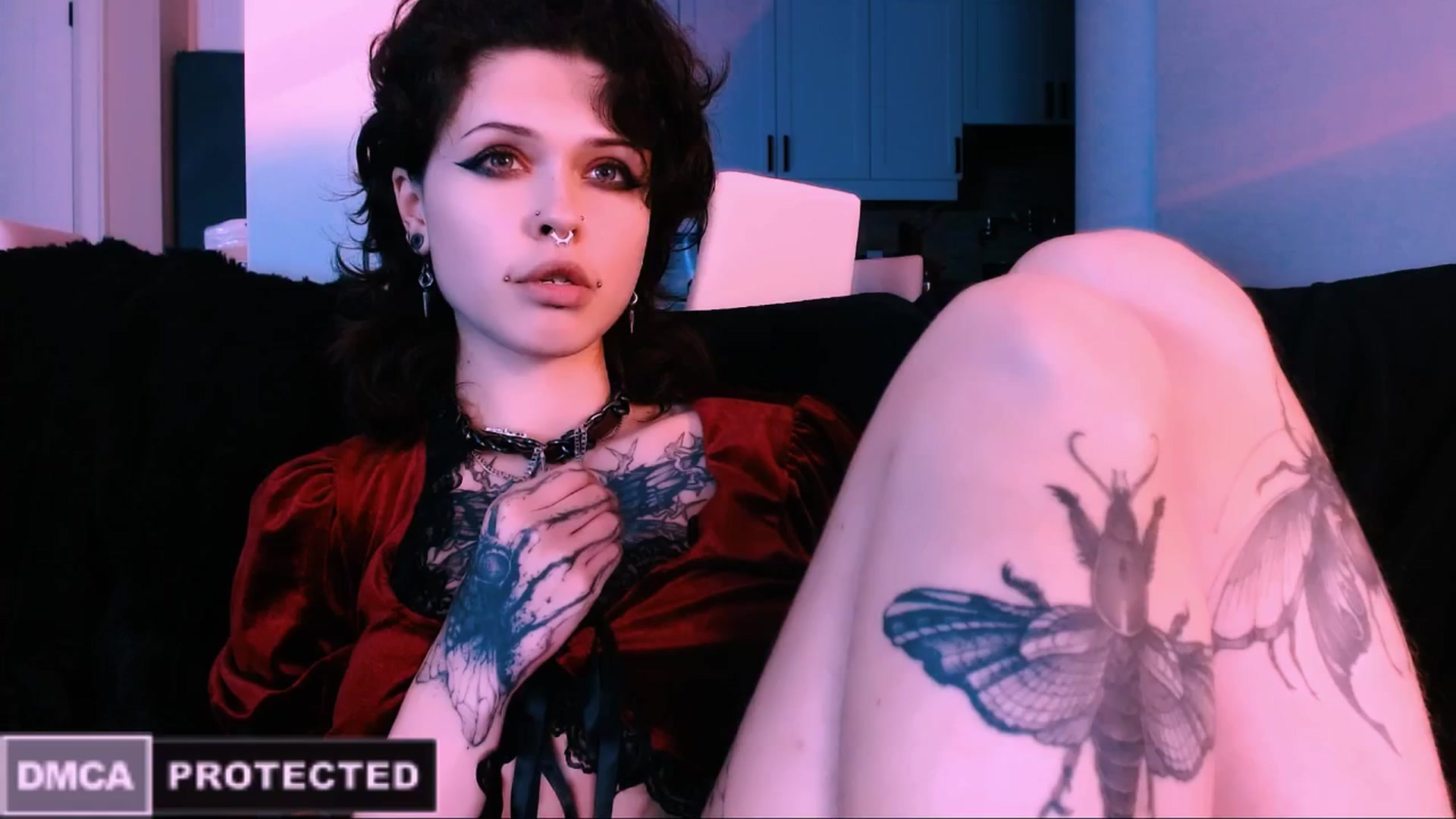 Gallery image thumbnail from CuddleFoxy's myfreecams stream on, 11/12/2025, 08:45 image 7 of 20