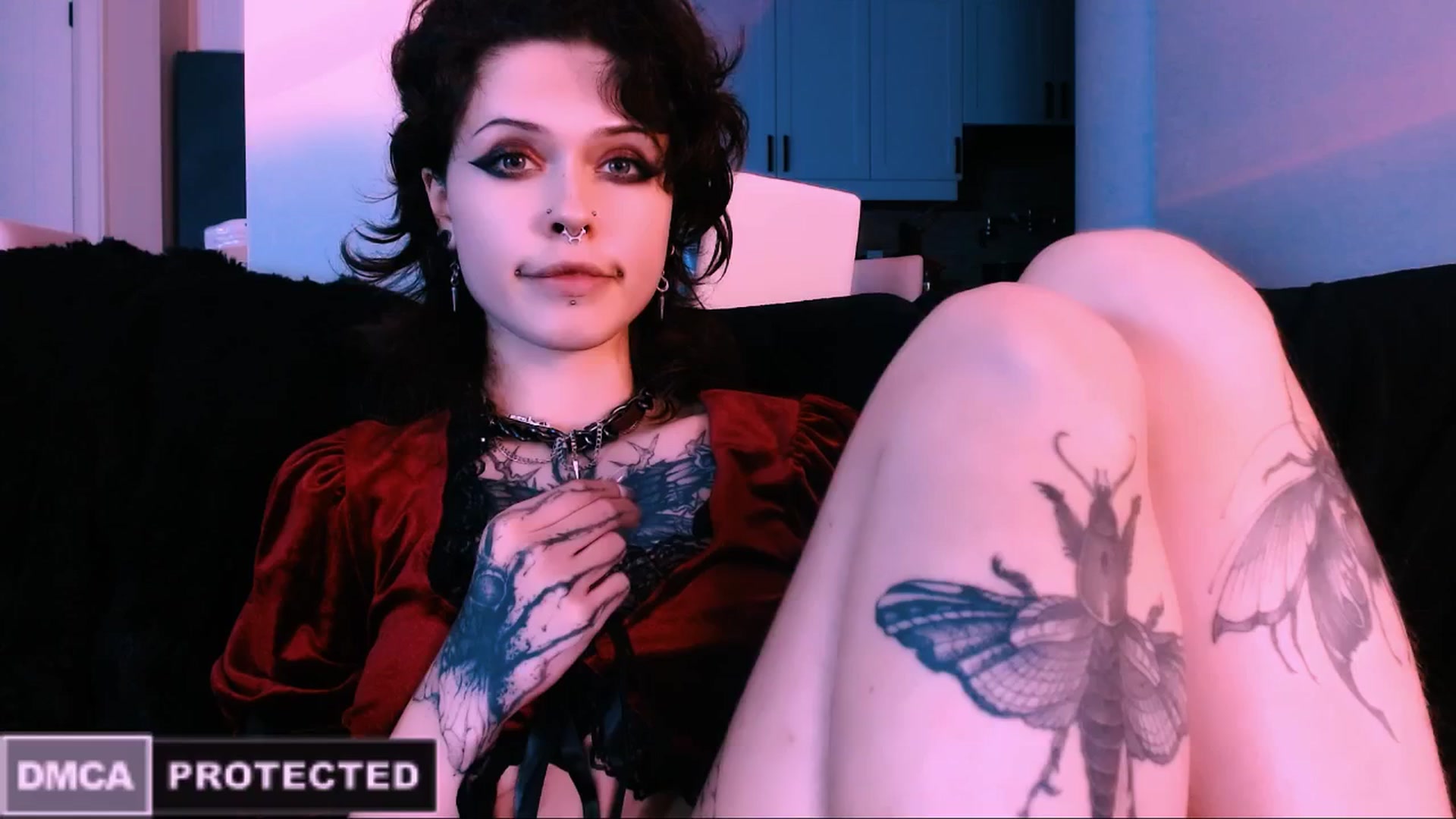 Gallery image thumbnail from CuddleFoxy's myfreecams stream on, 11/12/2025, 08:45 image 2 of 20