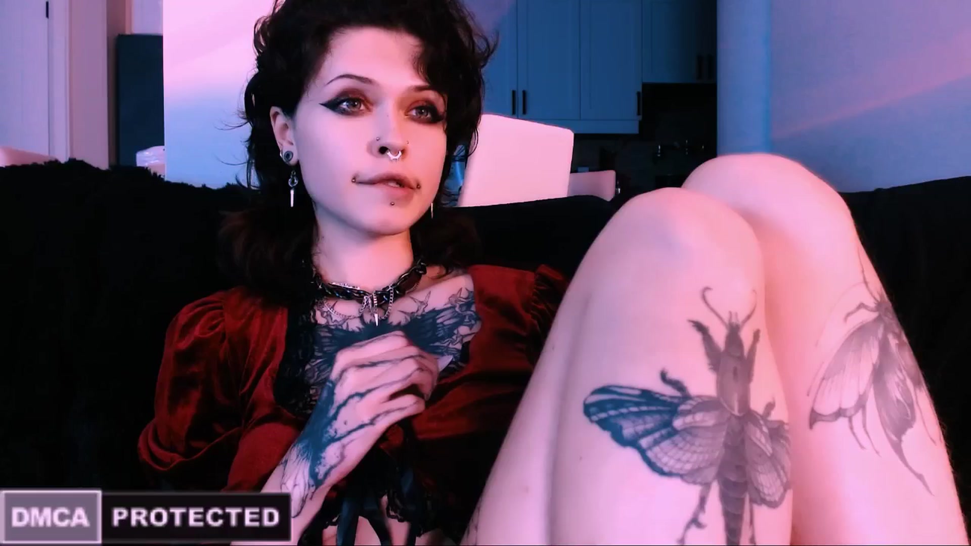 Gallery image thumbnail from CuddleFoxy's myfreecams stream on, 11/12/2025, 08:45 image 3 of 20