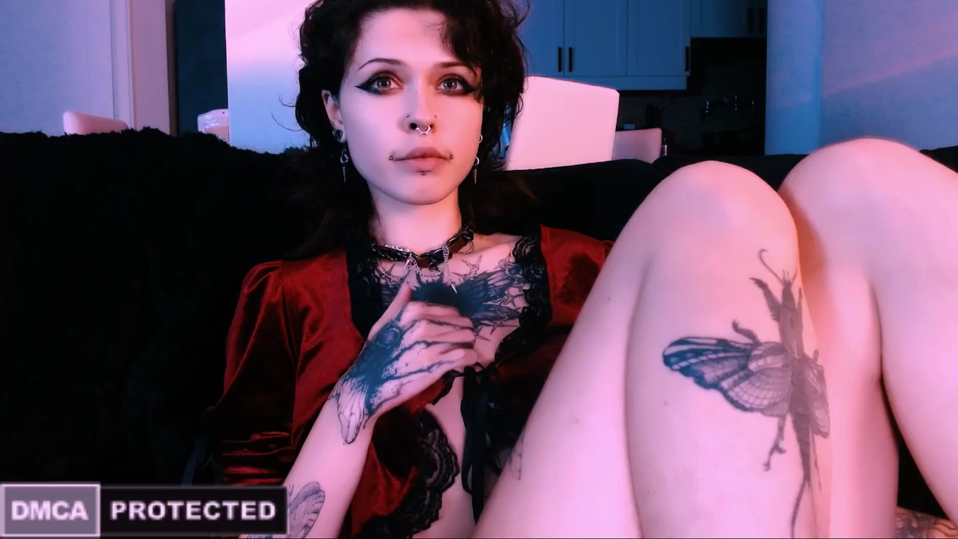 Gallery image thumbnail from CuddleFoxy's myfreecams stream on, 11/12/2025, 09:53 image 7 of 20
