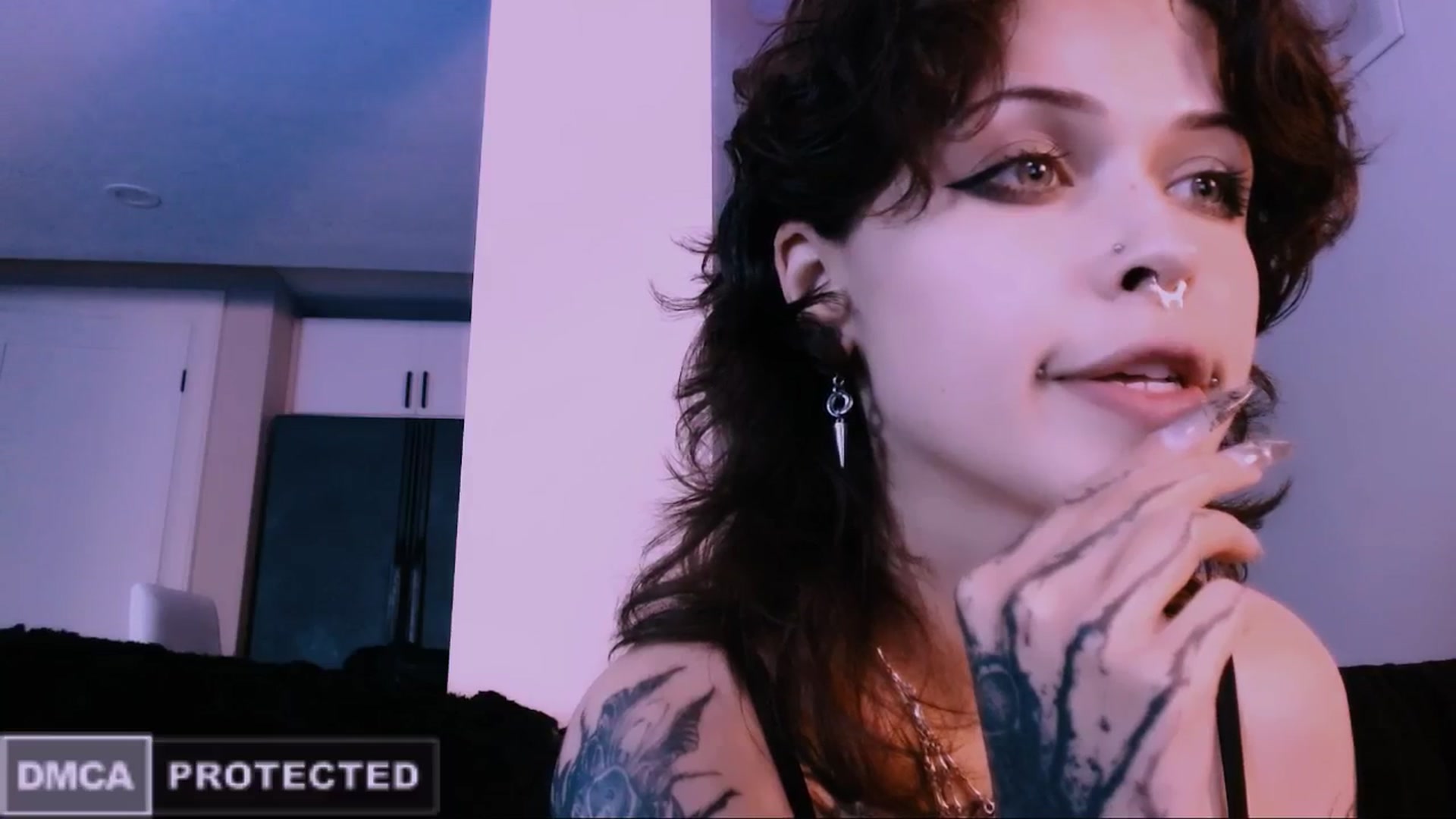 Gallery image thumbnail from CuddleFoxy's myfreecams stream on, 11/13/2025, 08:06 image 14 of 20