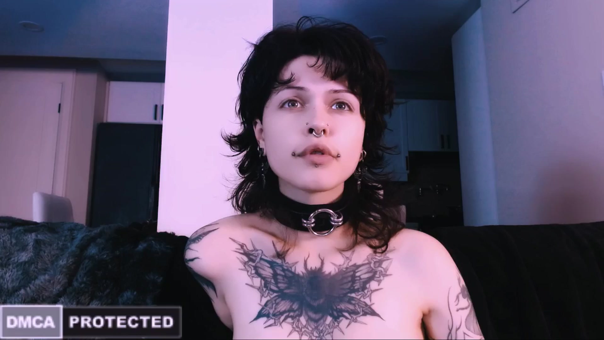 Gallery image thumbnail from CuddleFoxy's myfreecams stream on, 11/25/2025, 10:06 image 17 of 20
