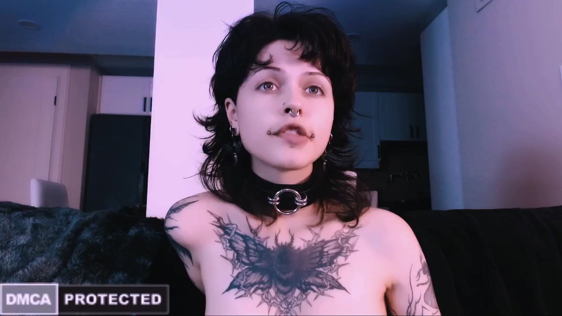 Gallery image thumbnail from CuddleFoxy's myfreecams stream on, 11/25/2025, 10:06 image 2 of 20