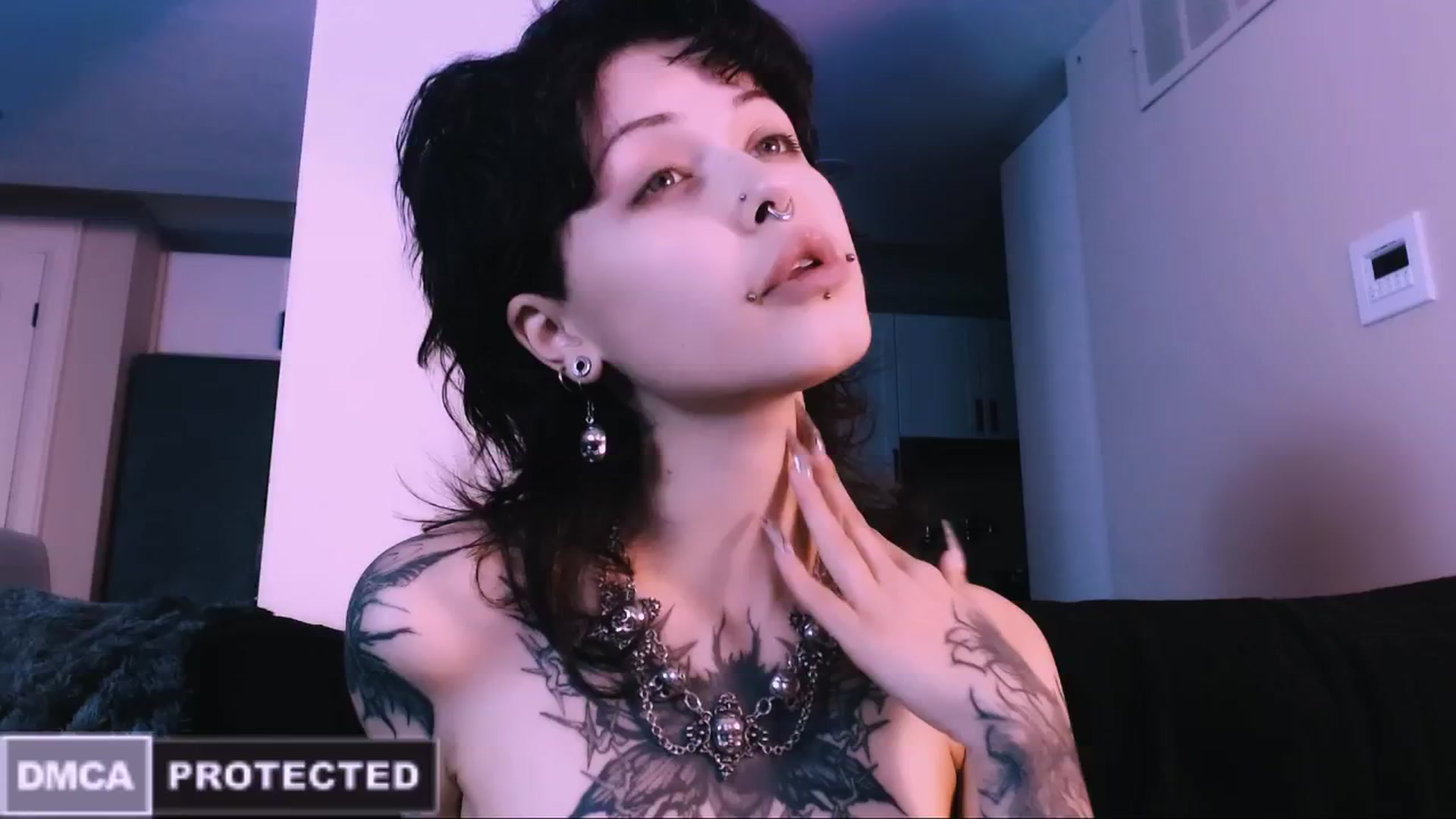 Gallery image thumbnail from CuddleFoxy's myfreecams stream on, 11/26/2025, 08:05 image 3 of 20