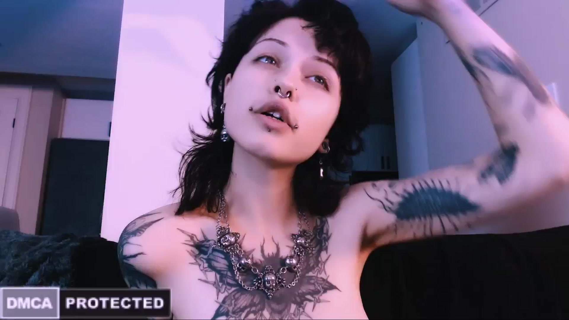Gallery image thumbnail from CuddleFoxy's myfreecams stream on, 11/26/2025, 08:05 image 2 of 20