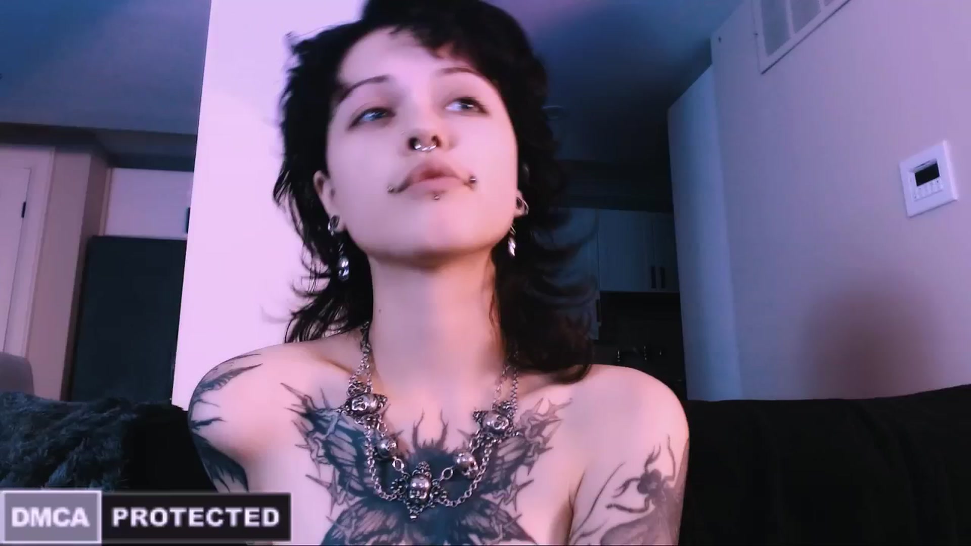 Gallery image thumbnail from CuddleFoxy's myfreecams stream on, 11/26/2025, 08:05 image 5 of 20