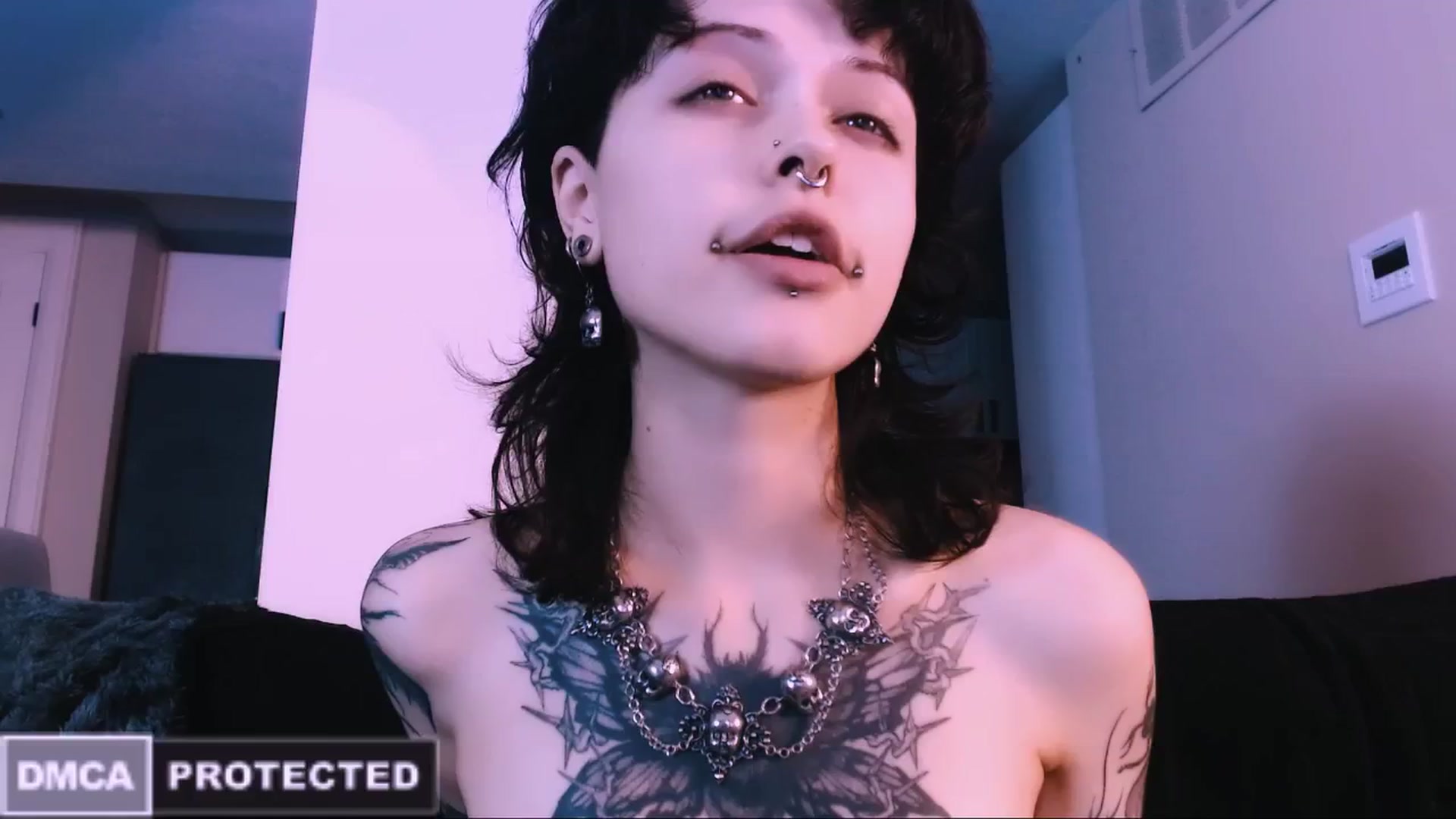 Gallery image thumbnail from CuddleFoxy's myfreecams stream on, 11/26/2025, 08:05 image 8 of 20