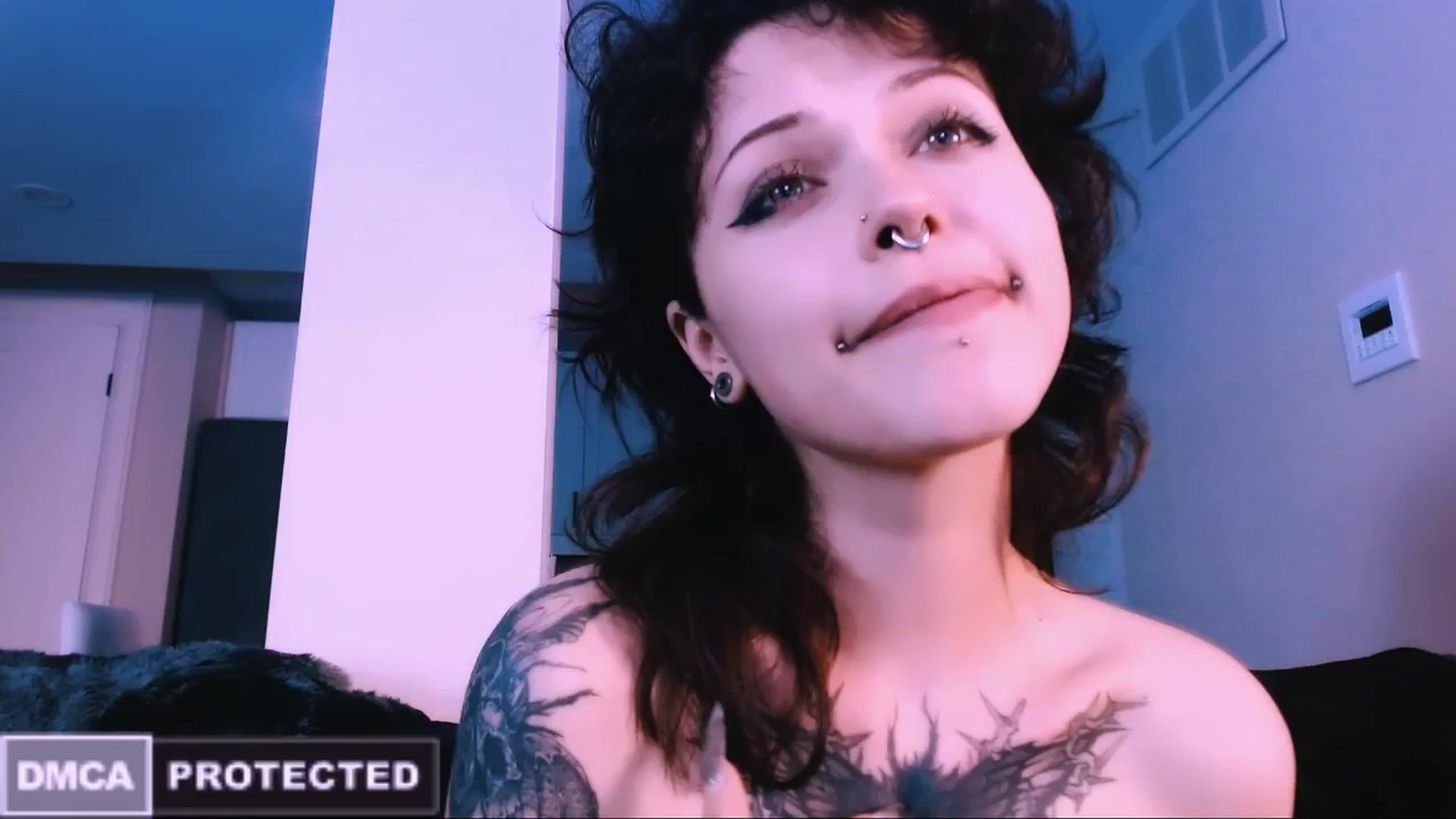 Gallery image thumbnail from CuddleFoxy's myfreecams stream on, 12/02/2025, 06:47 image 20 of 20