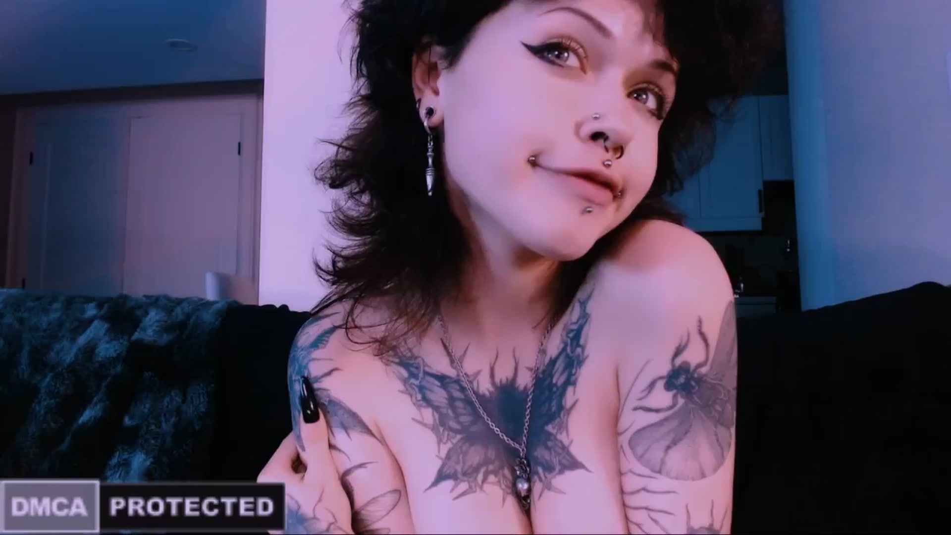 Gallery image thumbnail from CuddleFoxy's myfreecams stream on, 12/29/2025, 07:16 image 14 of 20