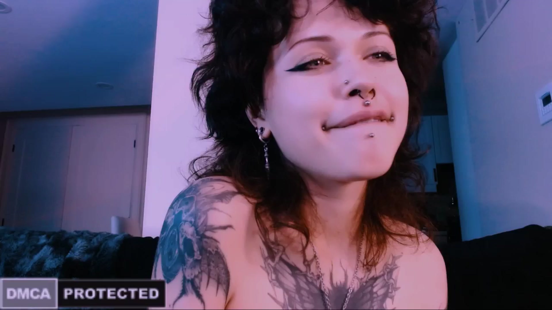Gallery image thumbnail from CuddleFoxy's myfreecams stream on, 12/29/2025, 07:16 image 11 of 20