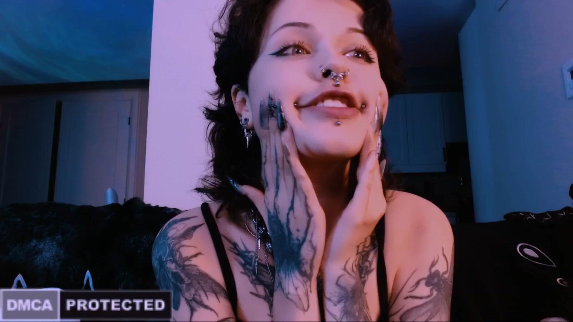 Gallery image thumbnail from CuddleFoxy's myfreecams stream on, 01/26/2026, 08:49 image 6 of 20