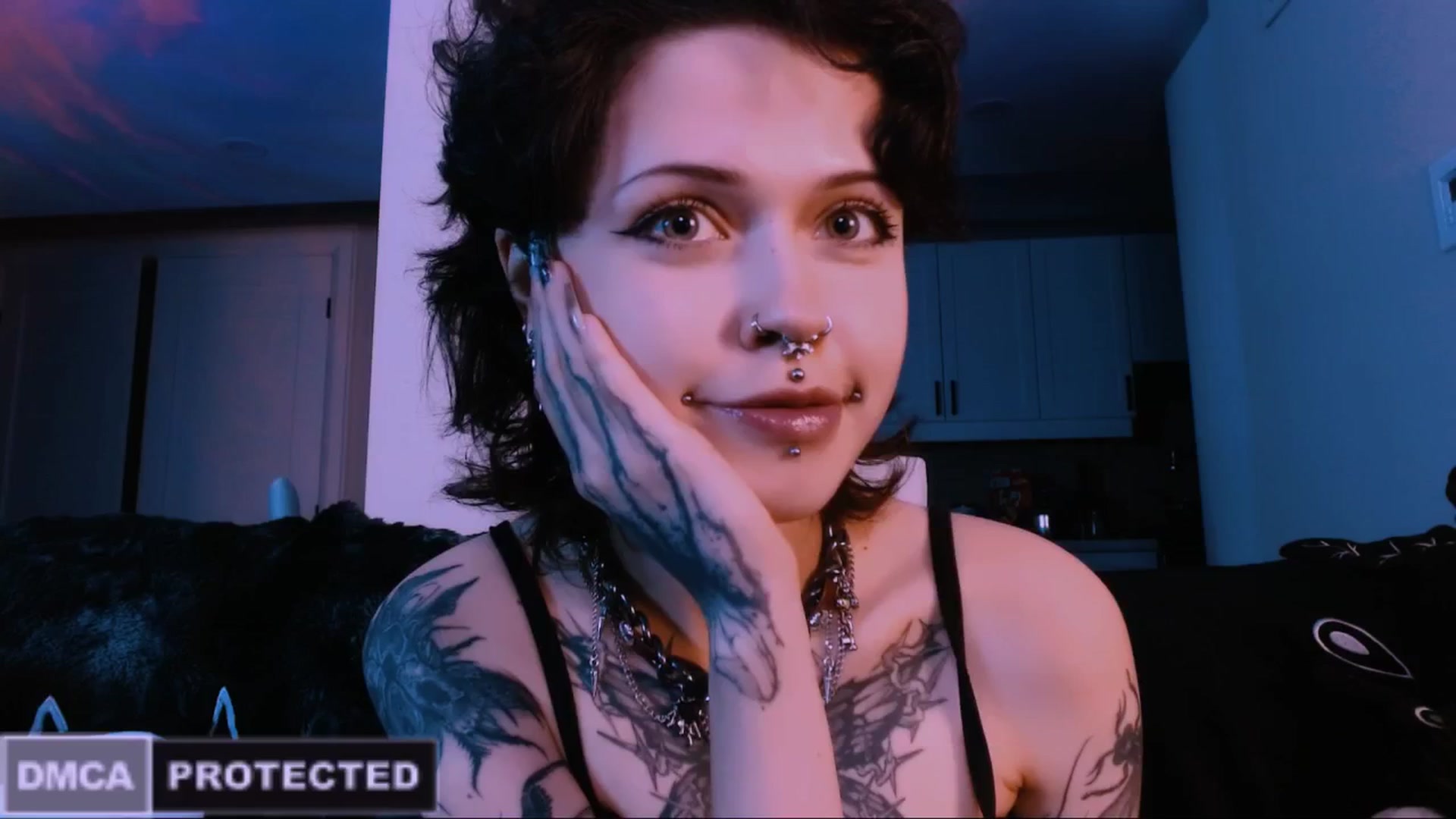 Gallery image thumbnail from CuddleFoxy's myfreecams stream on, 01/26/2026, 08:49 image 12 of 20