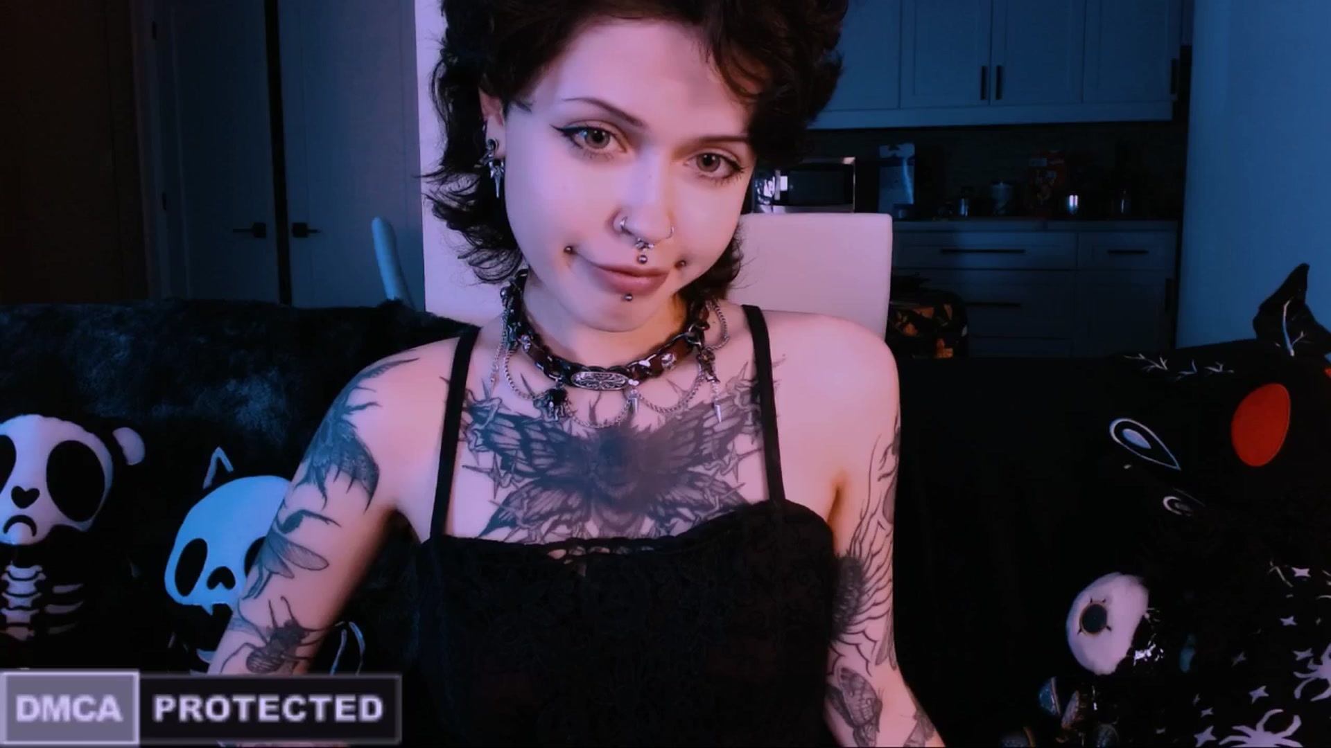 Gallery image thumbnail from CuddleFoxy's myfreecams stream on, 01/26/2026, 10:13 image 5 of 20