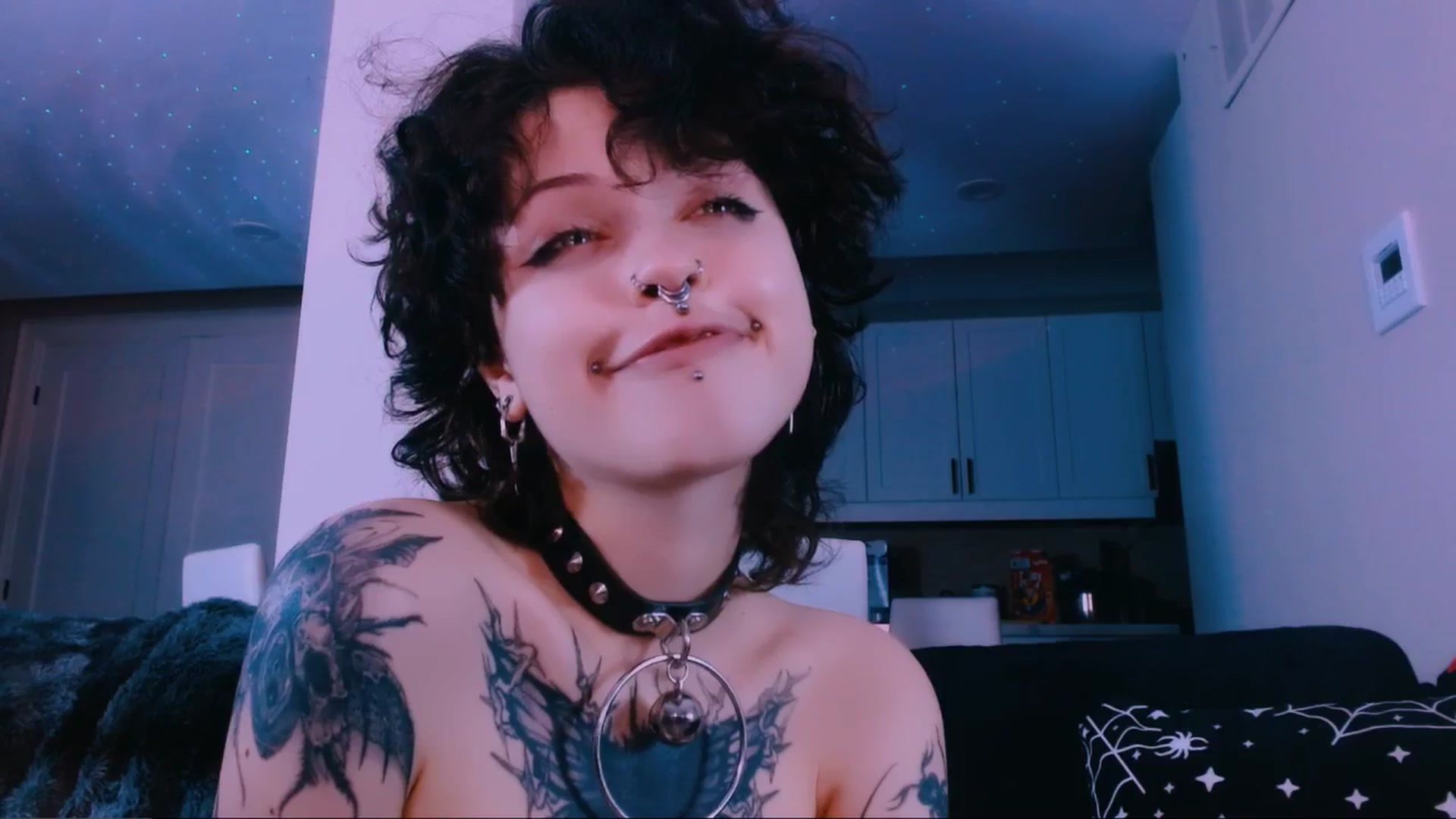 Gallery image thumbnail from CuddleFoxy's myfreecams stream on, 02/11/2026, 13:41 image 20 of 20