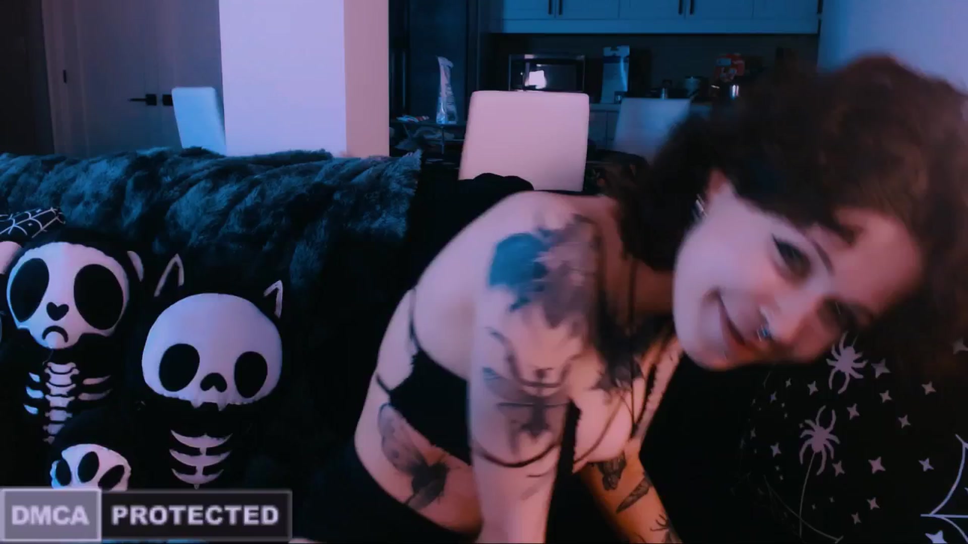 Gallery image thumbnail from CuddleFoxy's myfreecams stream on, 02/12/2026, 12:24 image 13 of 20