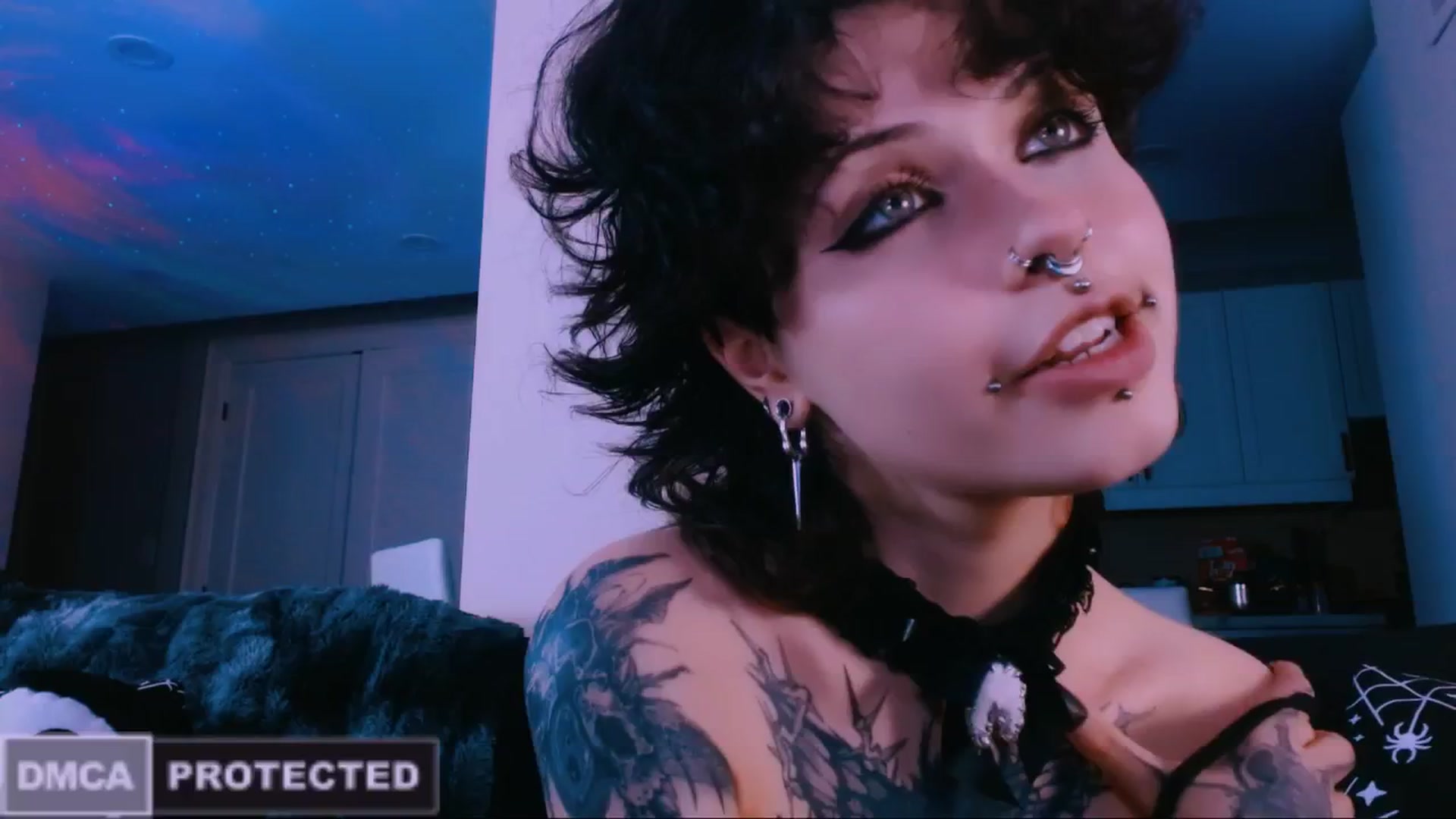 Gallery image thumbnail from CuddleFoxy's myfreecams stream on, 02/13/2026, 12:41 image 15 of 20