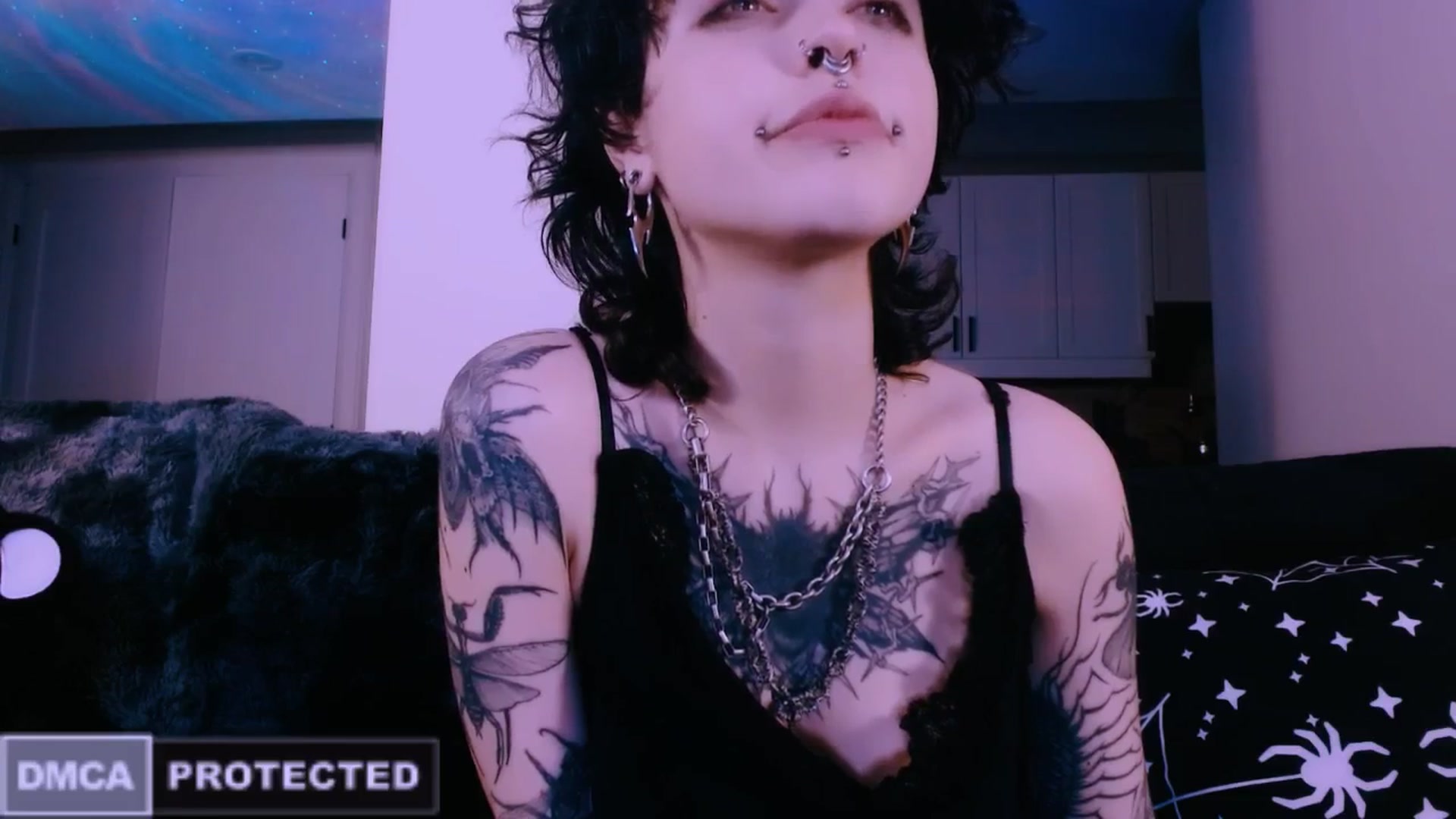 Gallery image thumbnail from CuddleFoxy's myfreecams stream on, 03/08/2026, 11:10 image 15 of 20
