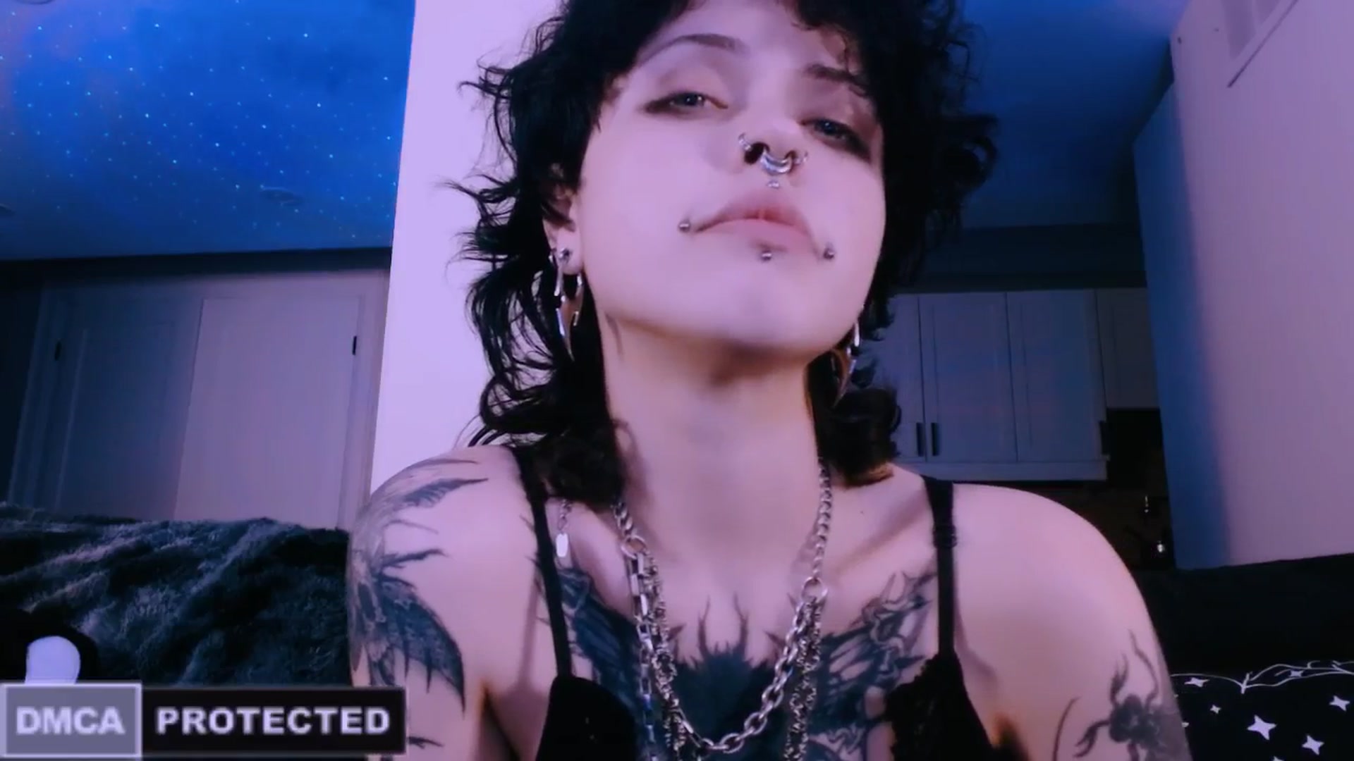 Gallery image thumbnail from CuddleFoxy's myfreecams stream on, 03/08/2026, 11:10 image 9 of 20