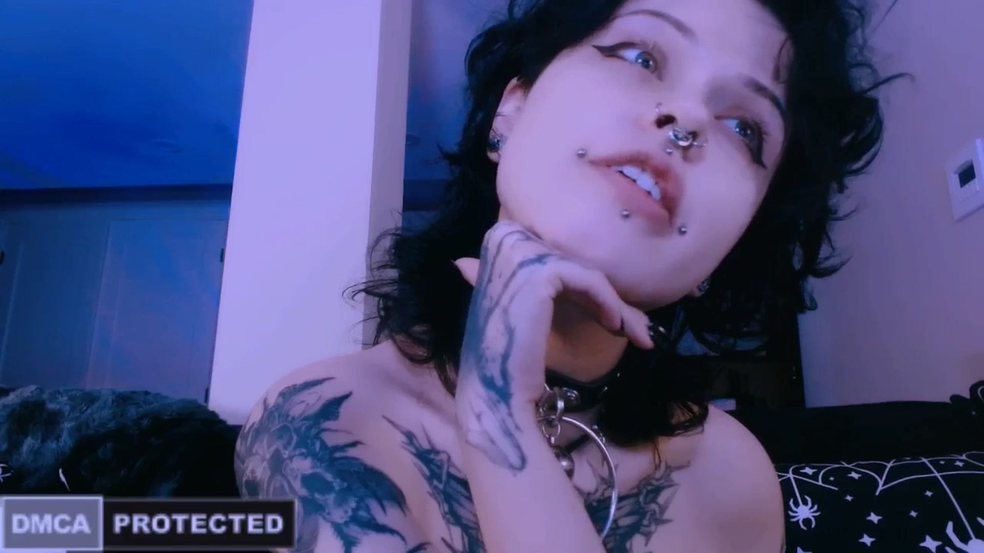 Gallery image thumbnail from CuddleFoxy's myfreecams stream on, 04/13/2026, 08:18 image 8 of 20