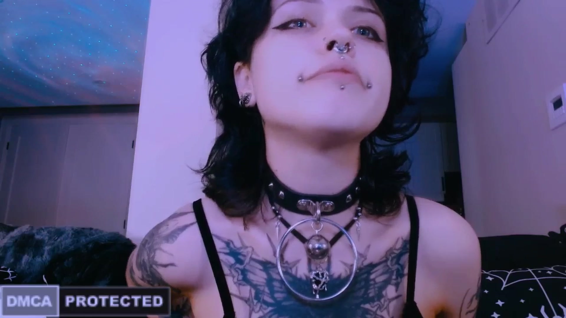 Gallery image thumbnail from CuddleFoxy's myfreecams stream on, 04/13/2026, 08:18 image 10 of 20
