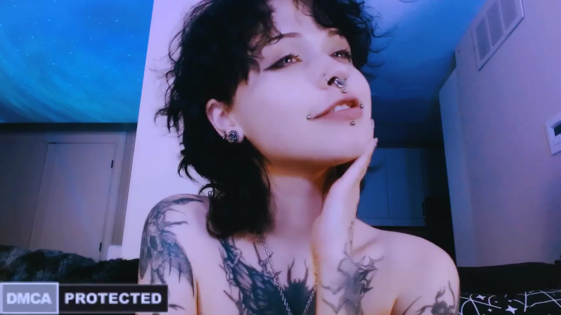 Gallery image thumbnail from CuddleFoxy's myfreecams stream on, 04/26/2026, 08:05 image 5 of 20