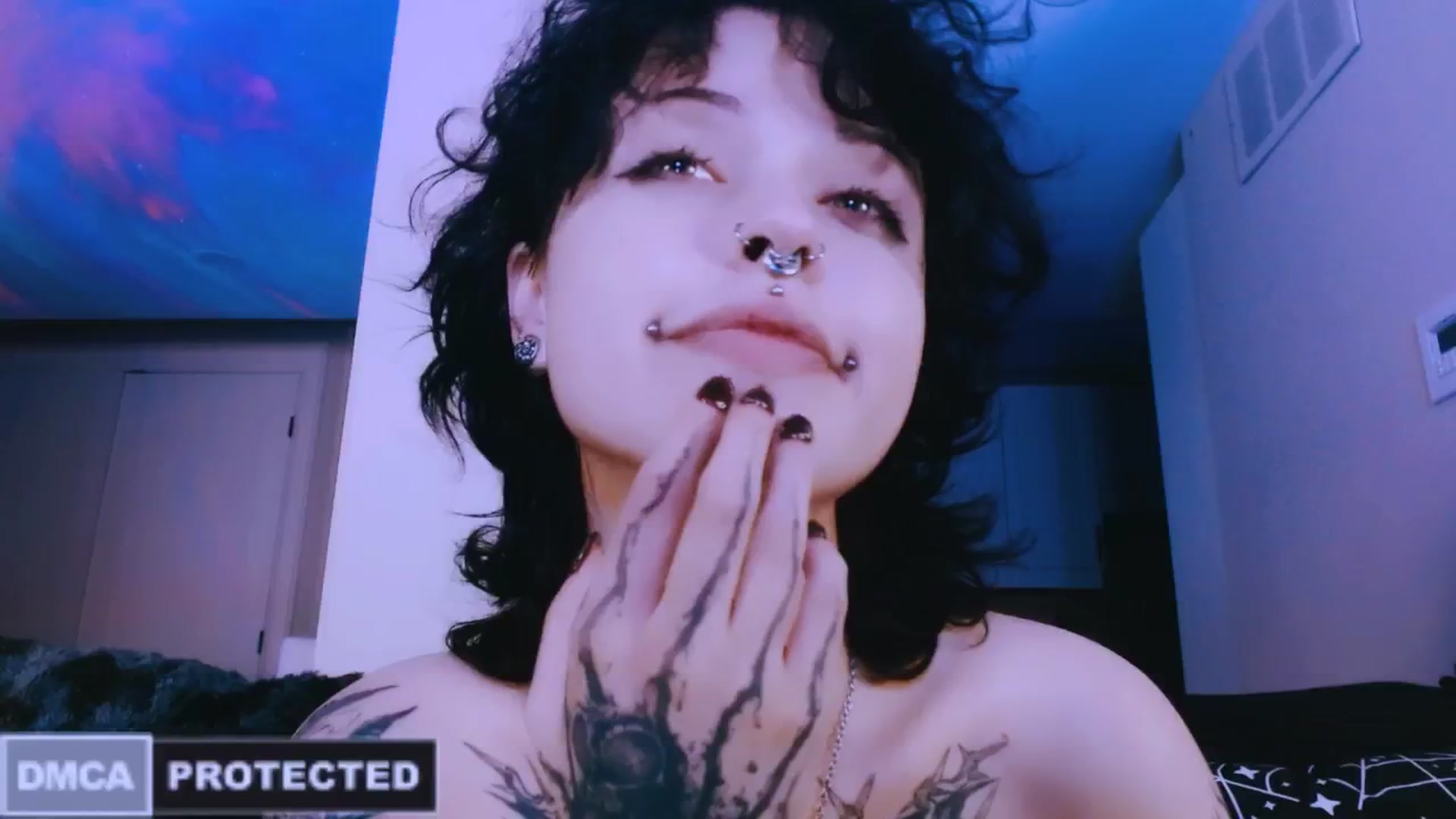 Gallery image thumbnail from CuddleFoxy's myfreecams stream on, 04/26/2026, 08:05 image 13 of 20