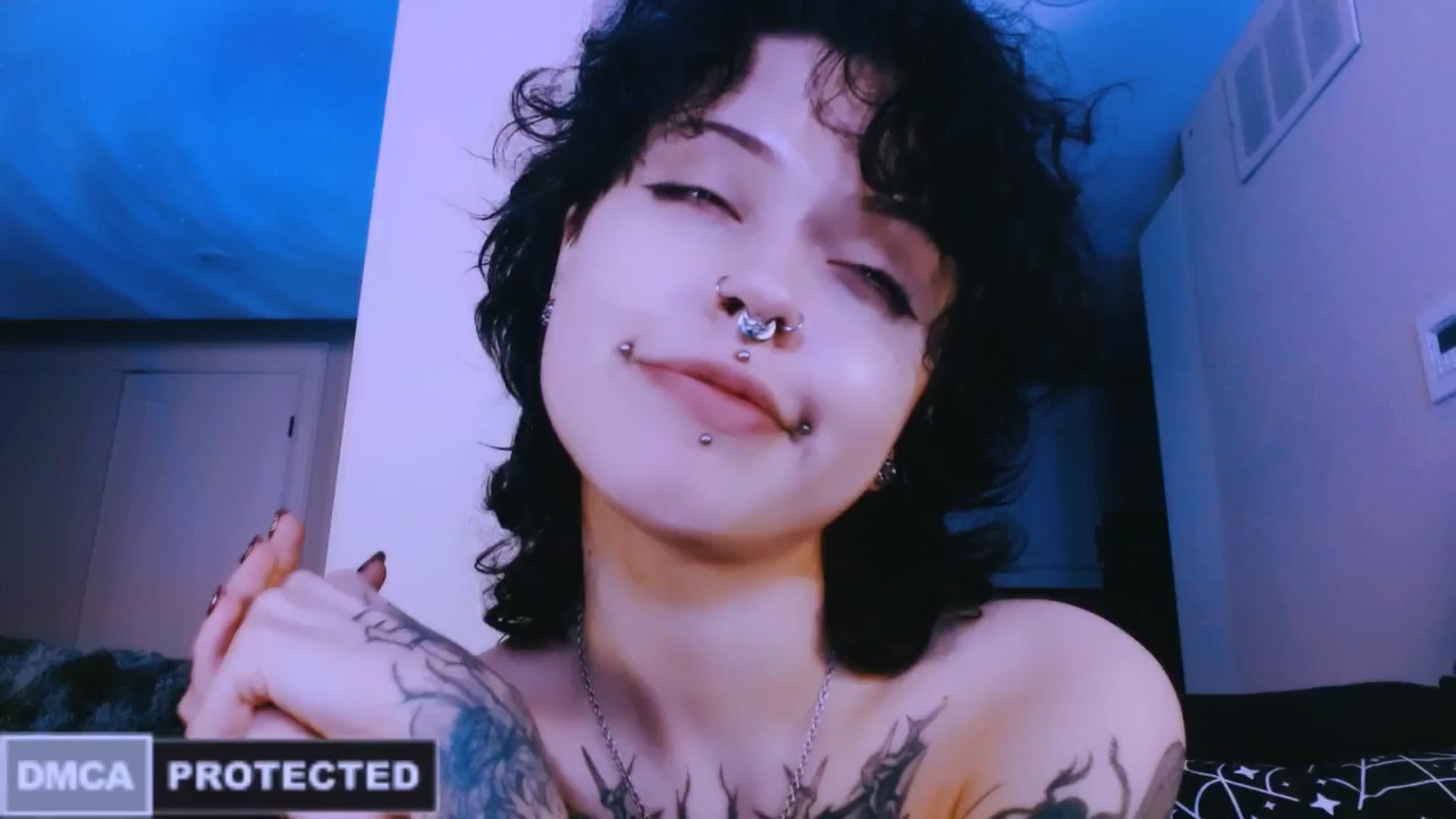 Gallery image thumbnail from CuddleFoxy's myfreecams stream on, 04/26/2026, 08:05 image 12 of 20