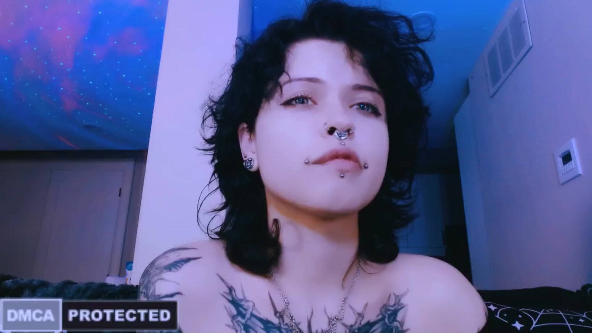 Gallery image thumbnail from CuddleFoxy's myfreecams stream on, 04/28/2026, 08:29 image 17 of 20