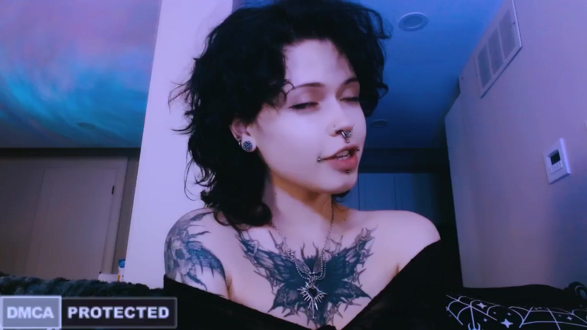 Gallery image thumbnail from CuddleFoxy's myfreecams stream on, 04/28/2026, 08:29 image 20 of 20
