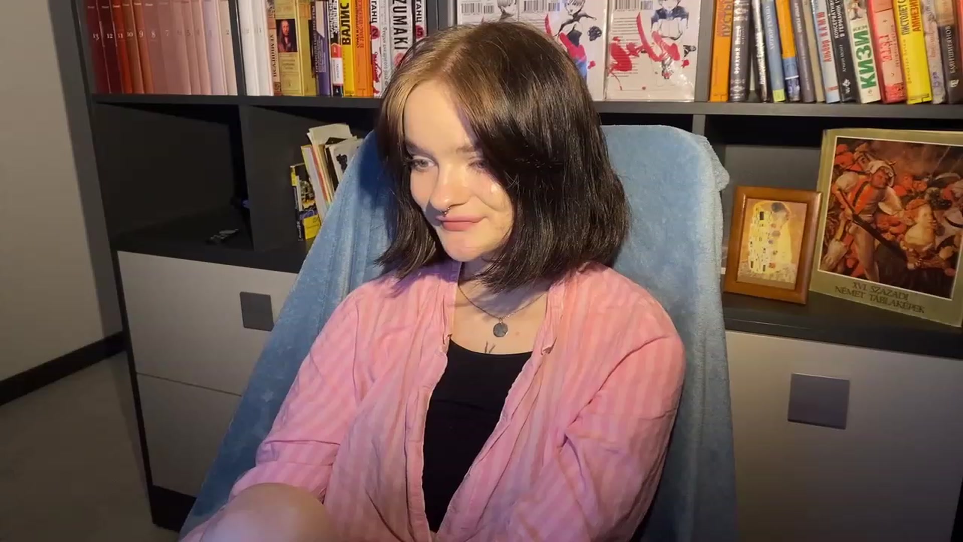 Gallery image thumbnail from CuddlyCloud_'s myfreecams stream on, 01/19/2023, 17:01 image 6 of 20