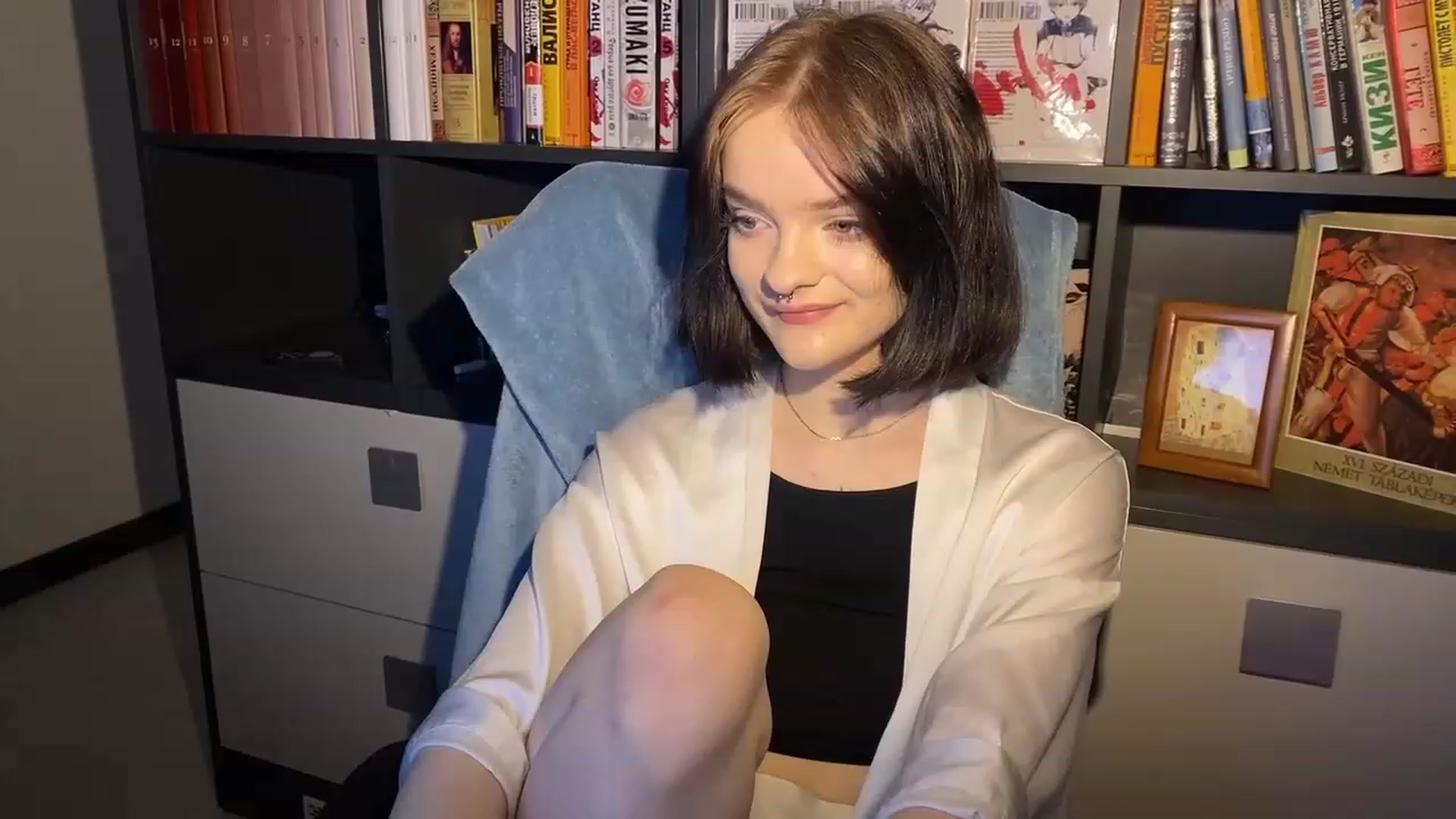 Gallery image thumbnail from CuddlyCloud_'s myfreecams stream on, 01/22/2023, 14:58 image 14 of 20