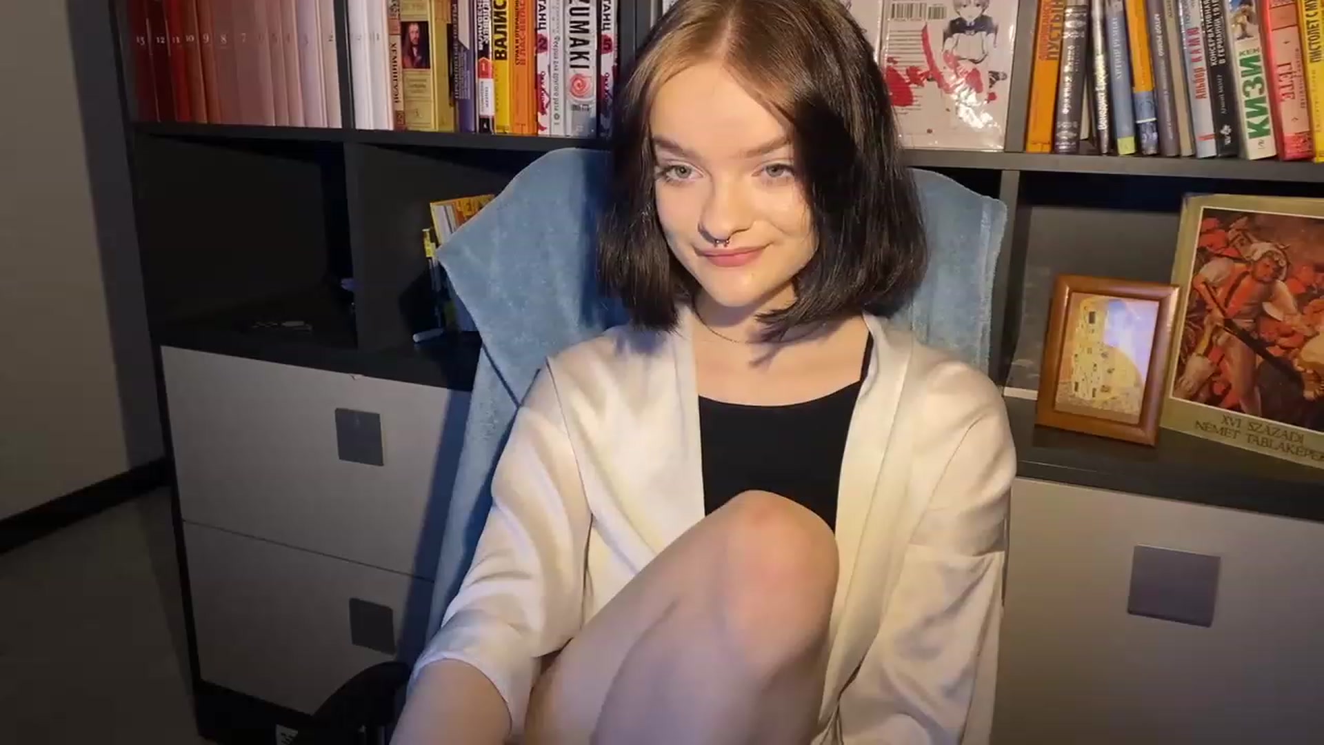 Gallery image thumbnail from CuddlyCloud_'s myfreecams stream on, 01/22/2023, 14:58 image 11 of 20