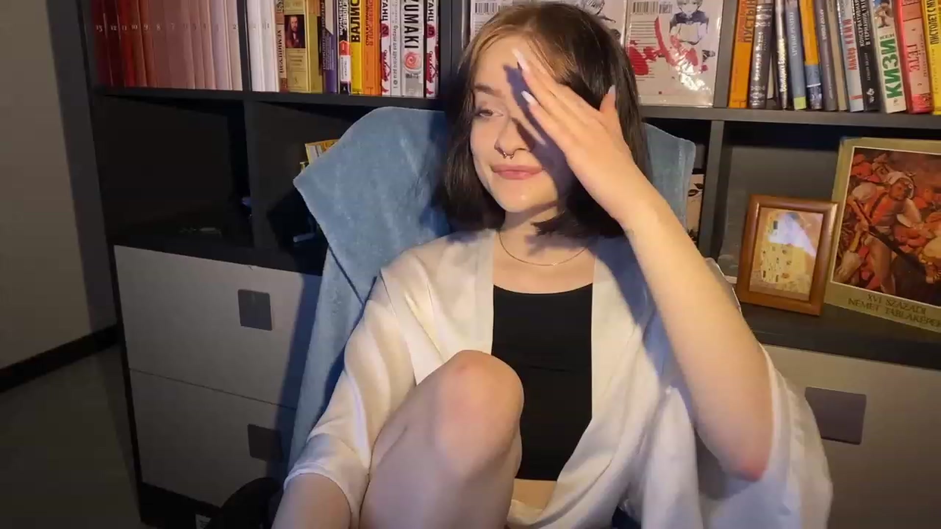 Gallery image thumbnail from CuddlyCloud_'s myfreecams stream on, 01/22/2023, 14:58 image 13 of 20