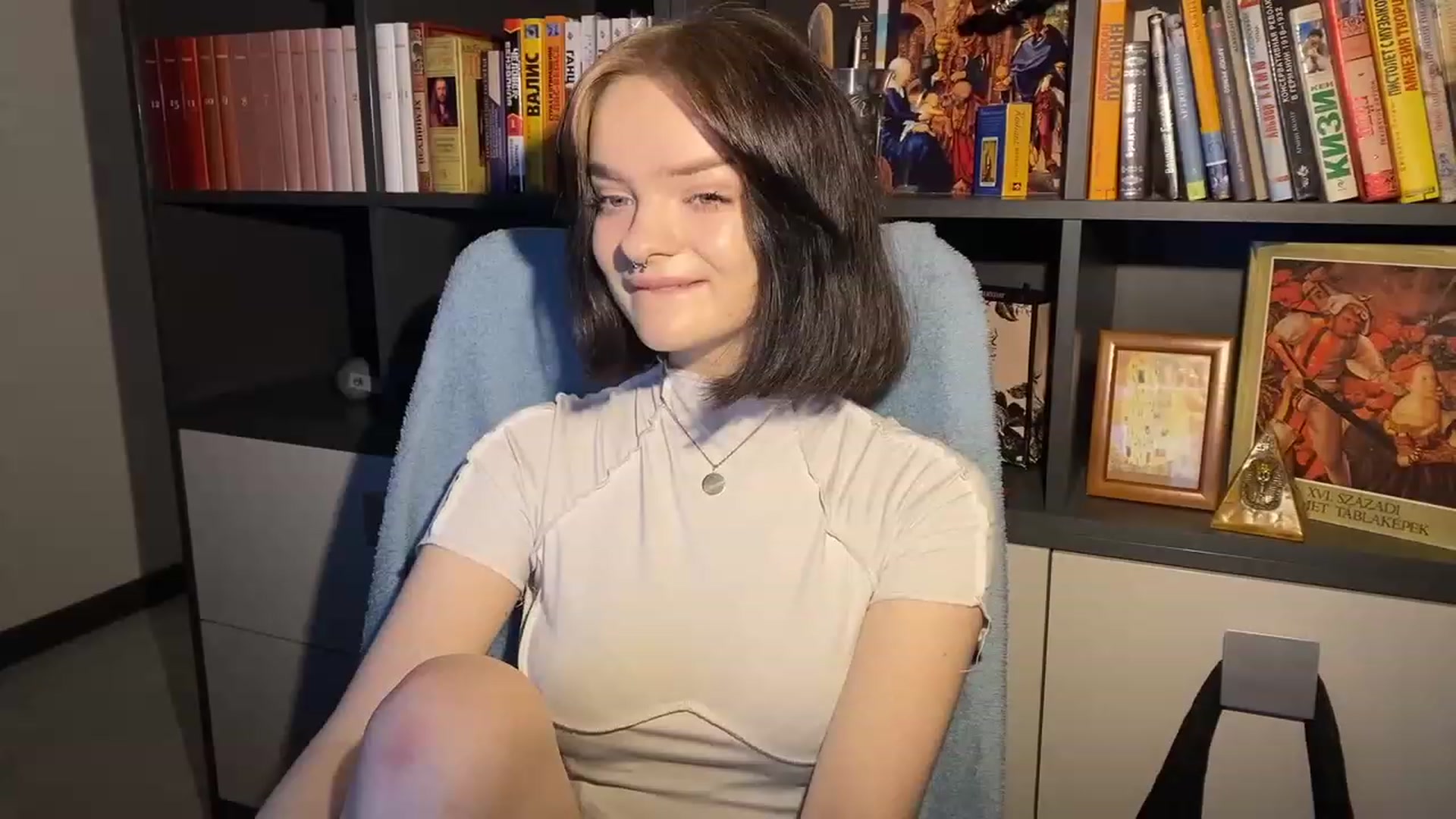 Gallery image thumbnail from CuddlyCloud_'s myfreecams stream on, 01/26/2023, 15:57 image 19 of 20