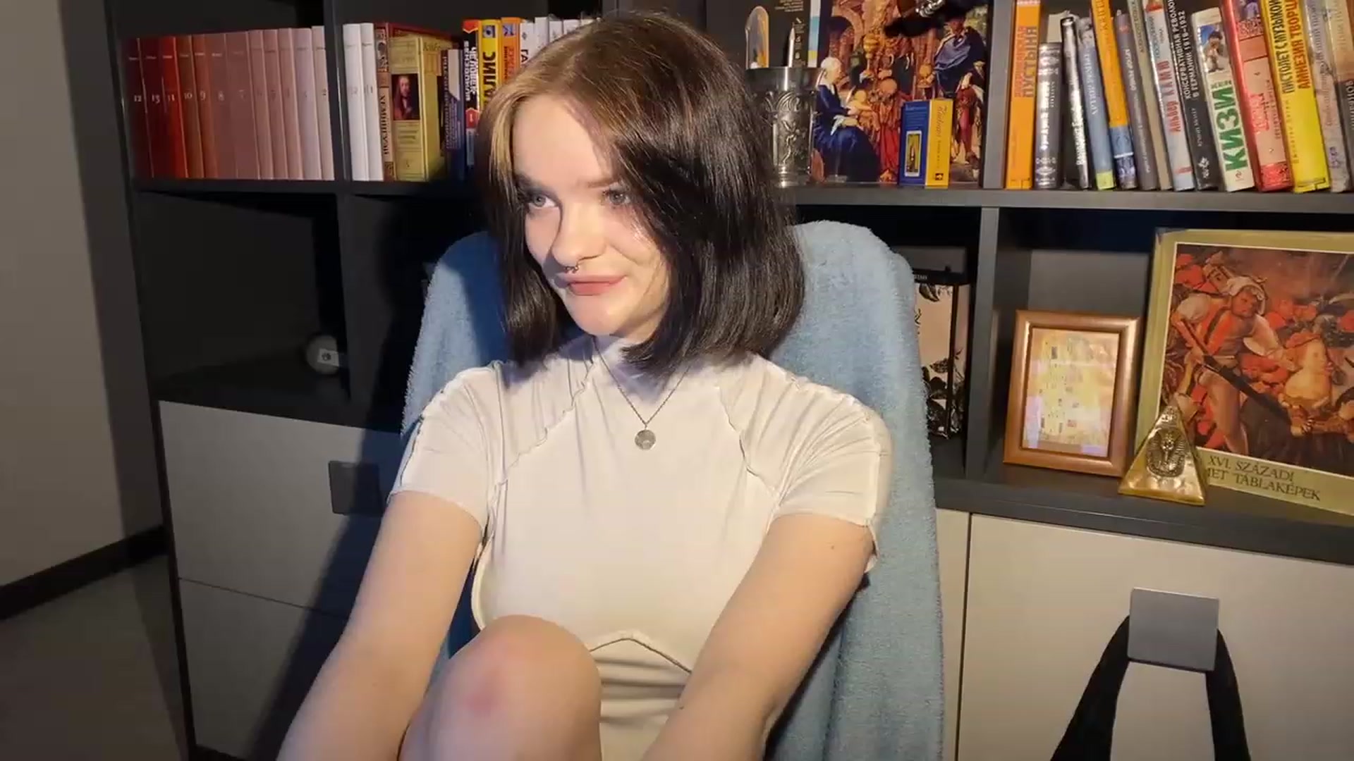 Gallery image thumbnail from CuddlyCloud_'s myfreecams stream on, 01/26/2023, 15:57 image 2 of 20
