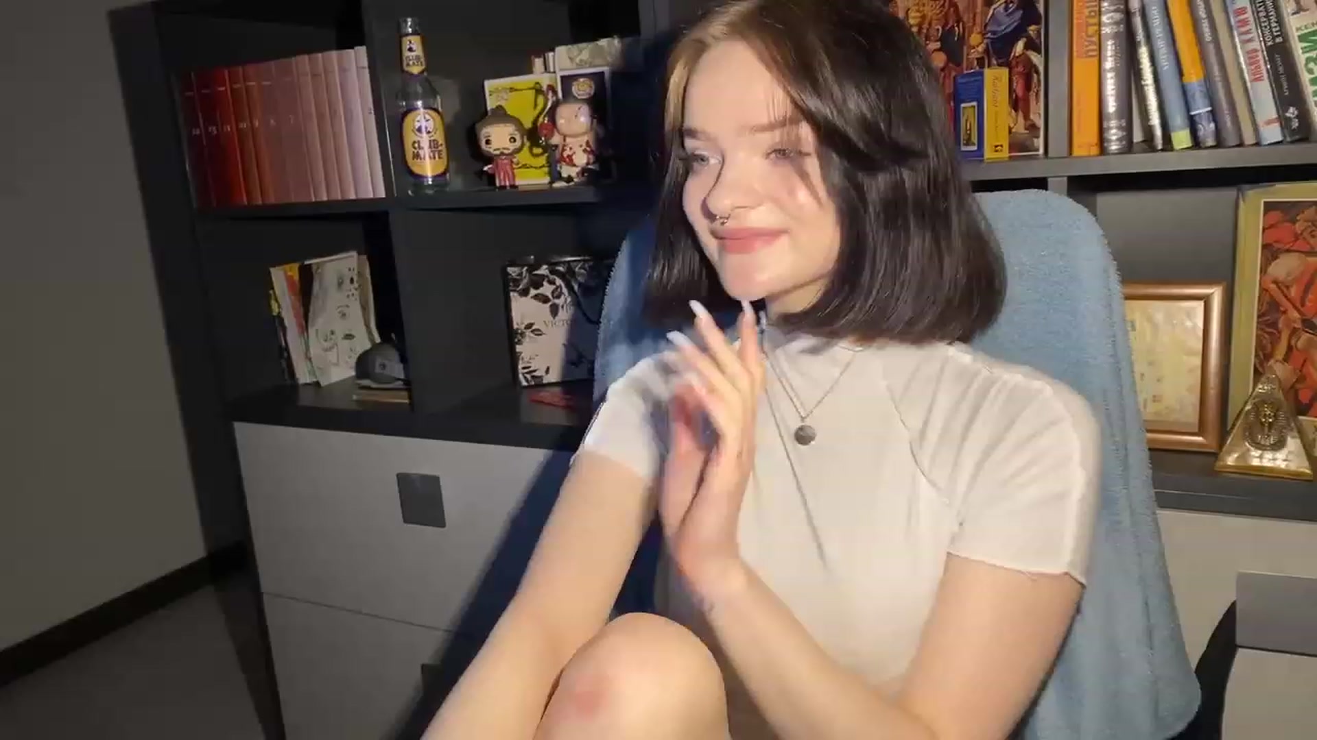 Gallery image thumbnail from CuddlyCloud_'s myfreecams stream on, 01/26/2023, 19:09 image 17 of 20