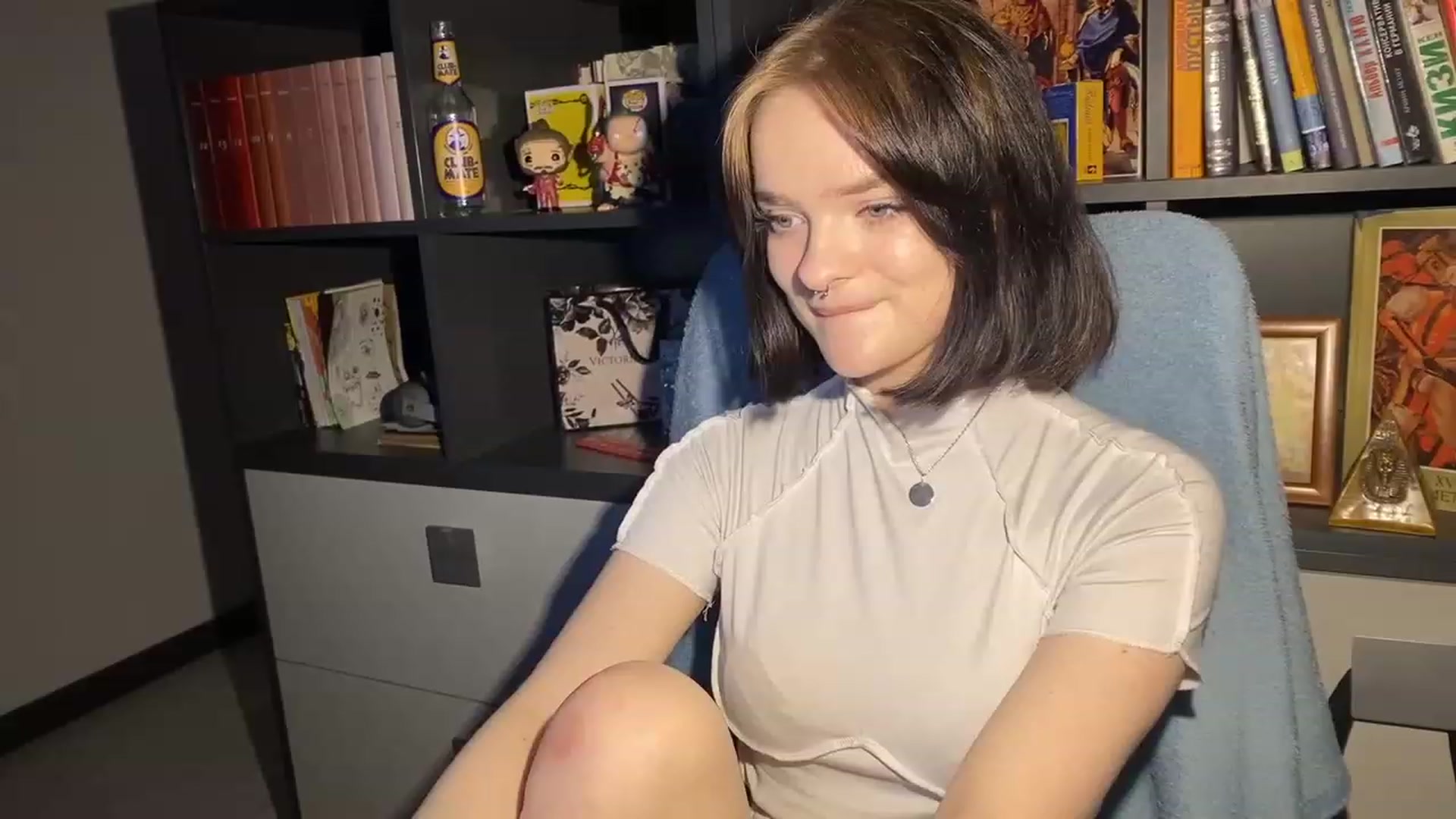 Gallery image thumbnail from CuddlyCloud_'s myfreecams stream on, 01/26/2023, 19:09 image 6 of 20