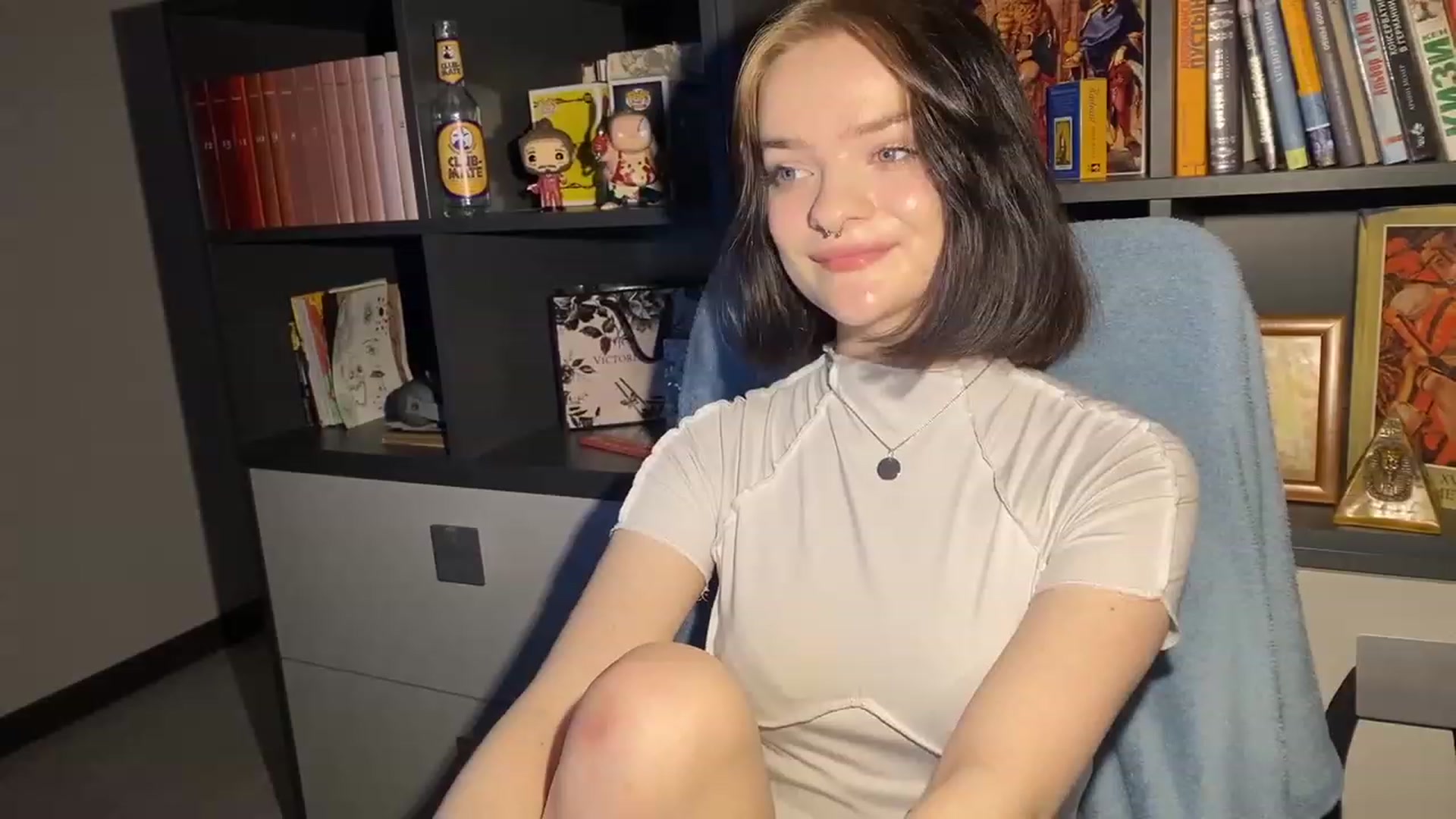 Gallery image thumbnail from CuddlyCloud_'s myfreecams stream on, 01/26/2023, 19:09 image 9 of 20