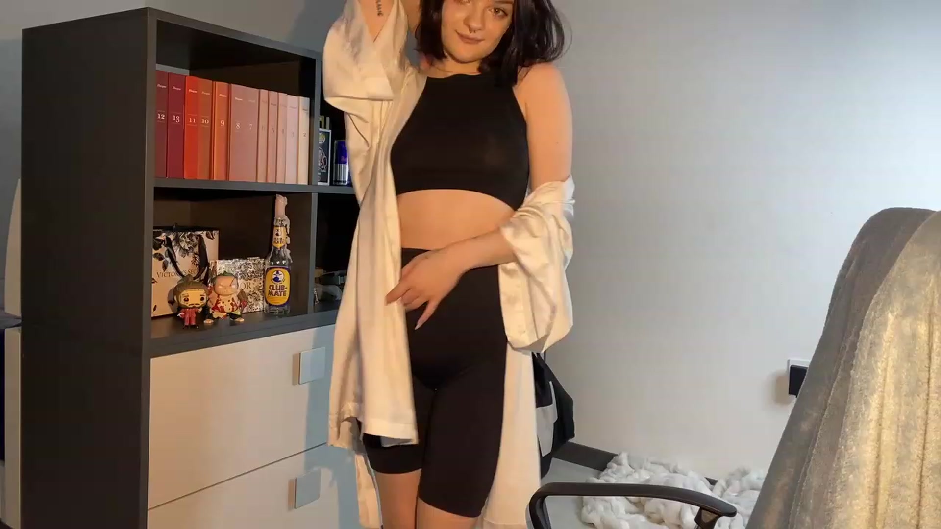 Gallery image thumbnail from CuddlyCloud_'s myfreecams stream on, 01/31/2023, 21:54 image 15 of 20