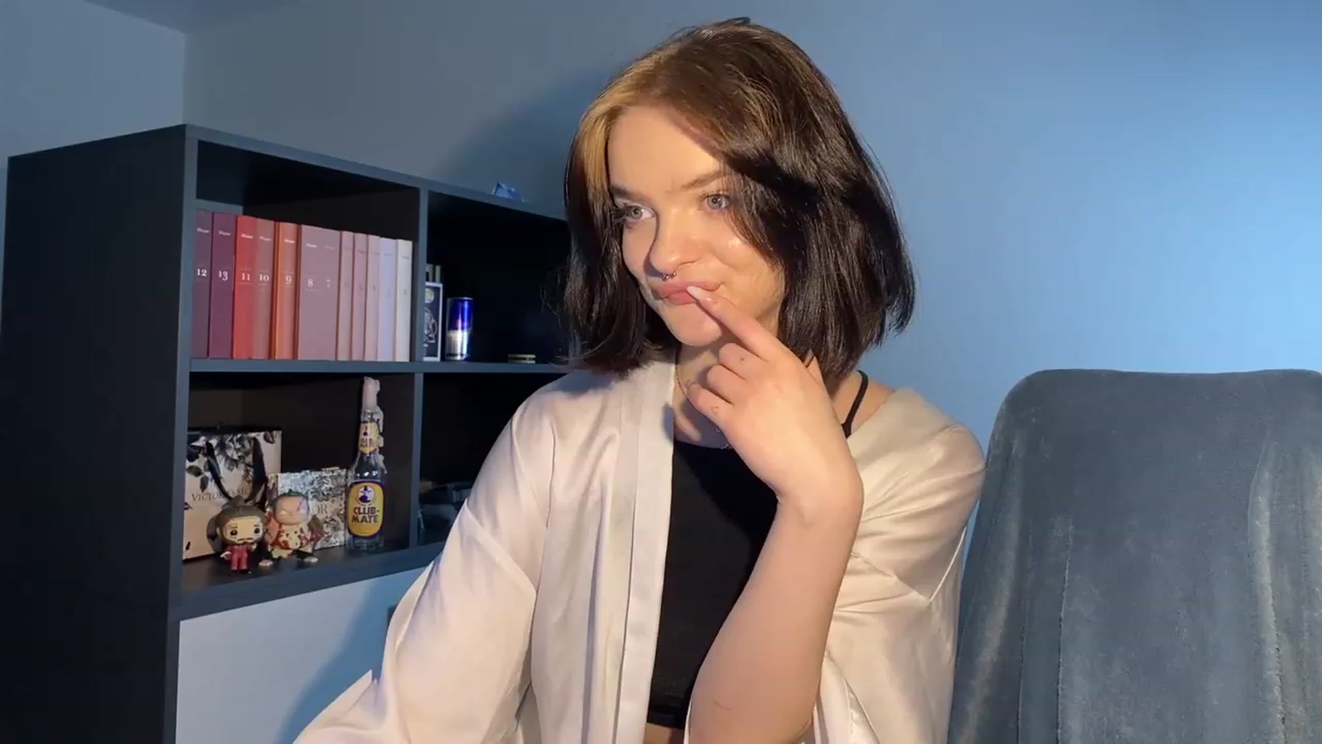 Gallery image thumbnail from CuddlyCloud_'s myfreecams stream on, 01/31/2023, 21:54 image 17 of 20