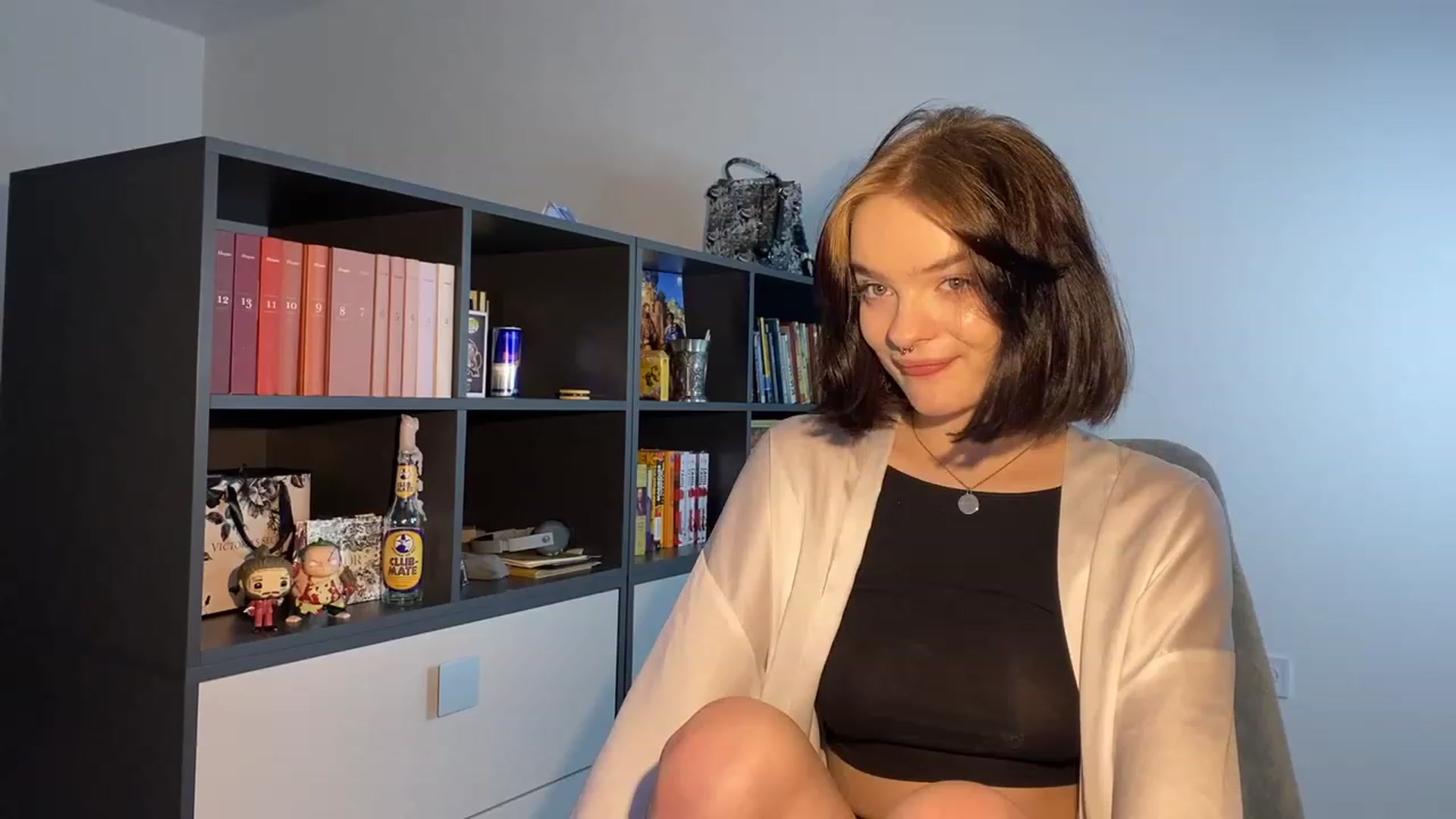 Gallery image thumbnail from CuddlyCloud_'s myfreecams stream on, 01/31/2023, 21:54 image 19 of 20