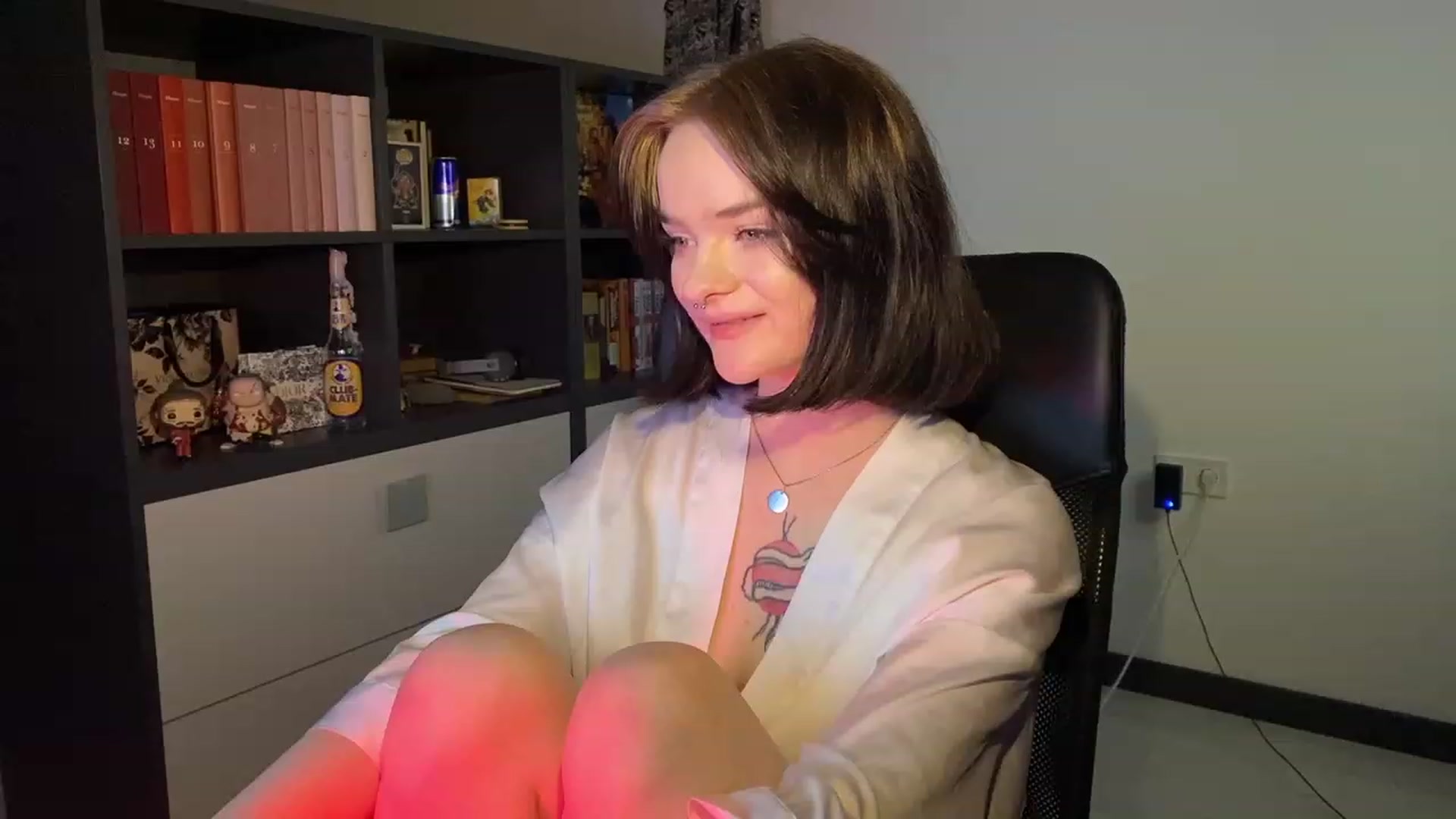 Gallery image thumbnail from CuddlyCloud_'s myfreecams stream on, 02/01/2023, 20:31 image 13 of 20