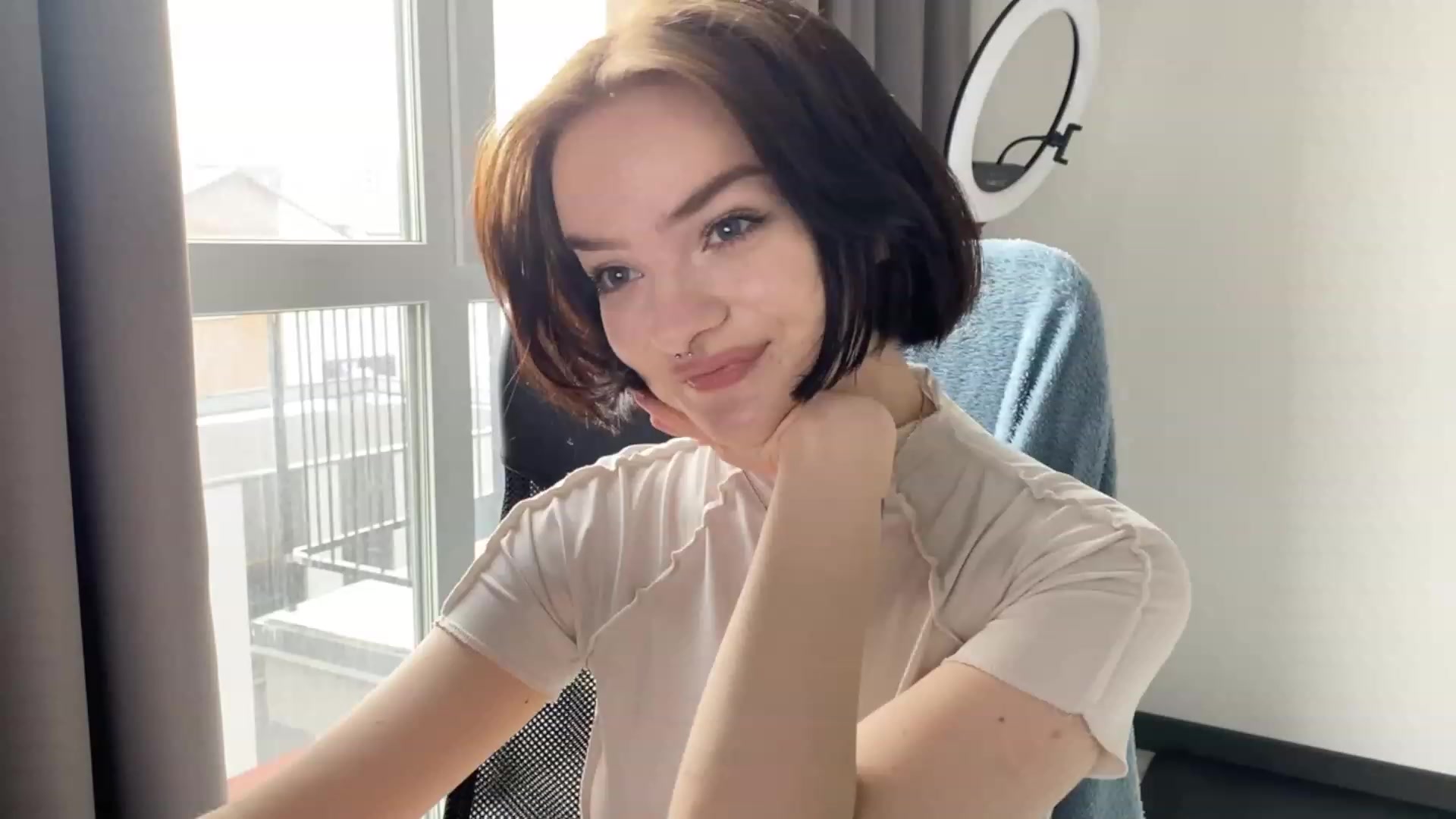 Gallery image thumbnail from CuddlyCloud_'s myfreecams stream on, 02/14/2023, 09:23 image 5 of 20