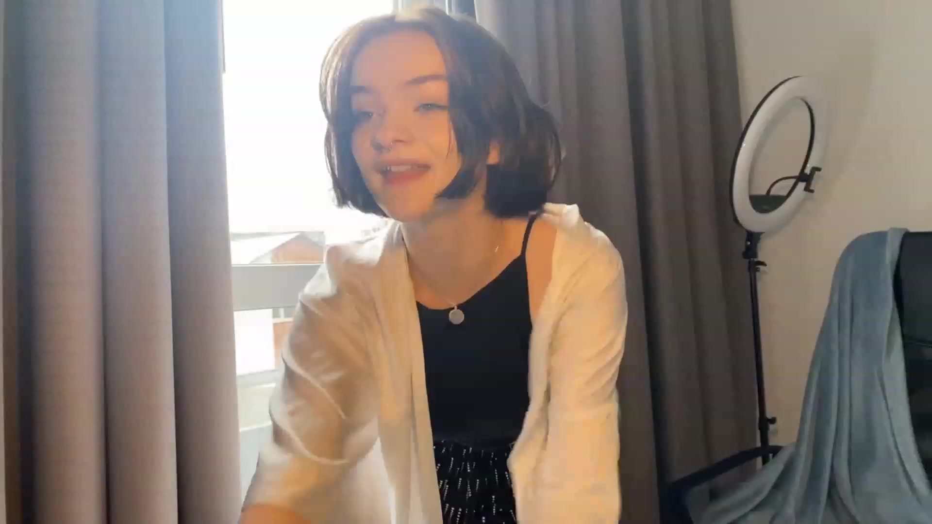 Gallery image thumbnail from CuddlyCloud_'s myfreecams stream on, 02/14/2023, 13:14 image 13 of 20