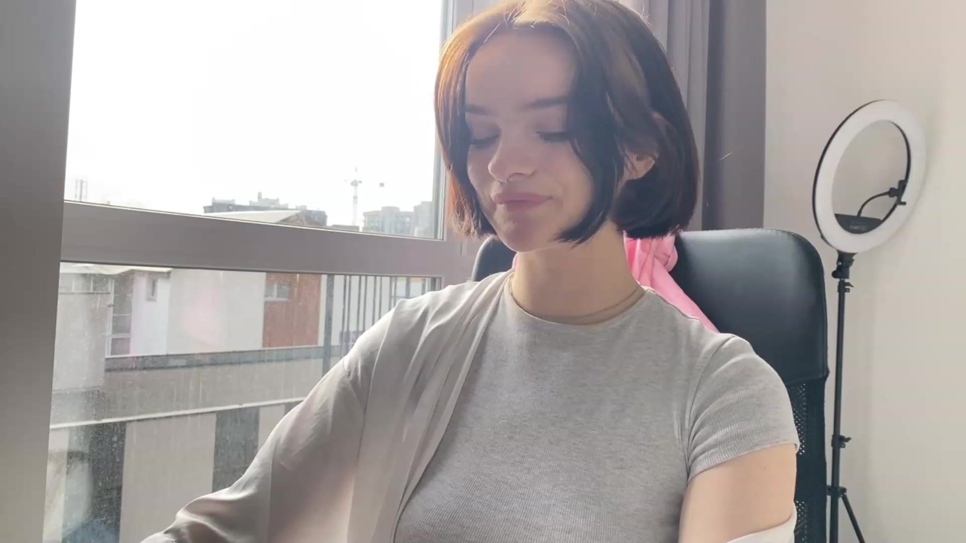 Gallery image thumbnail from CuddlyCloud_'s myfreecams stream on, 02/17/2023, 10:15 image 19 of 20